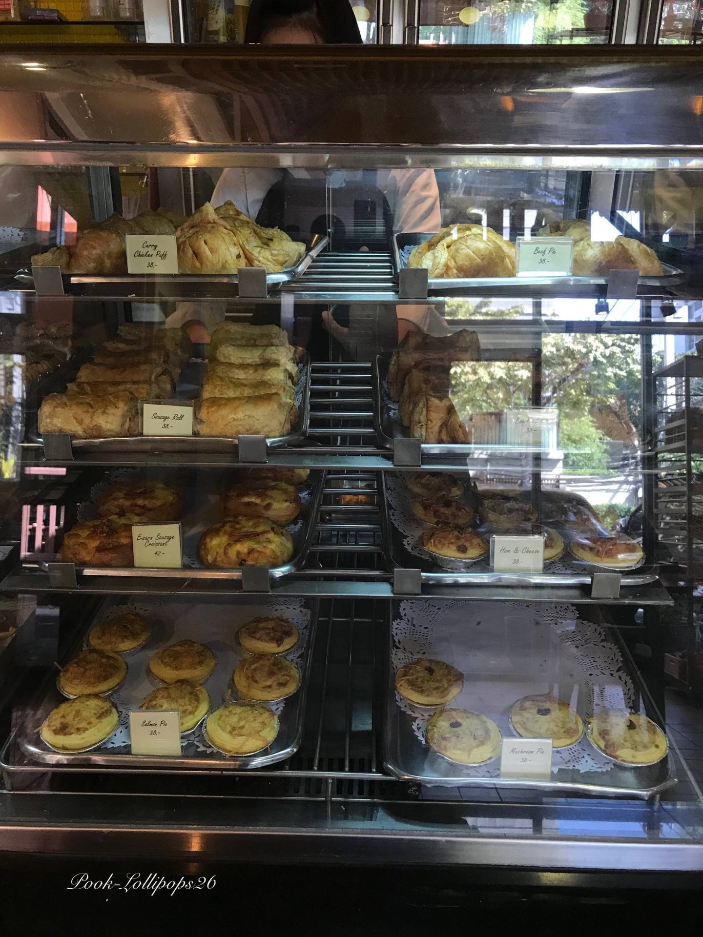 รีวิว Neil's Bake Shoppe ร่วมฤดี ร้านเบเกอรี่คุณภาพจาก Neil’s Tavern