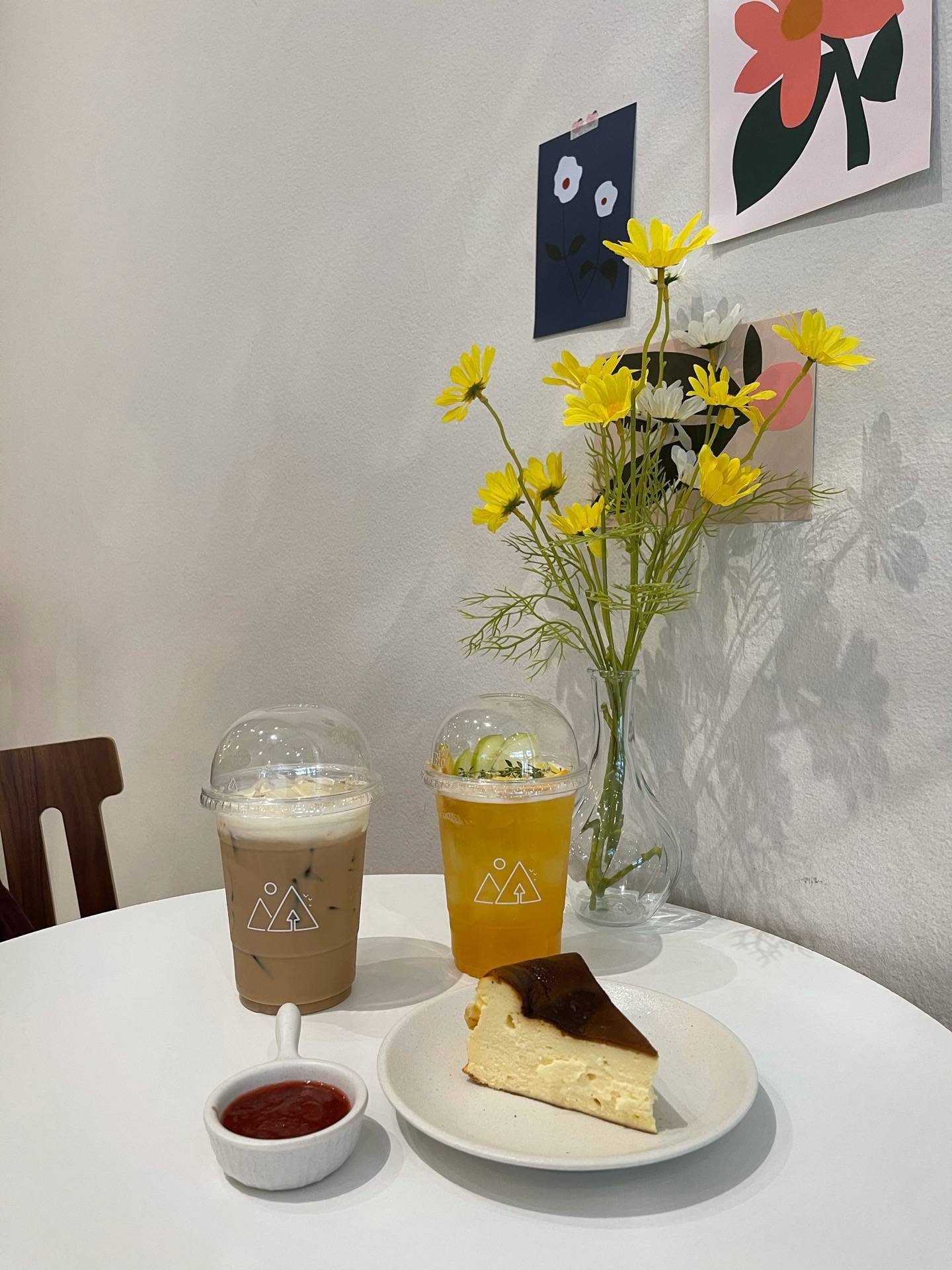 รีวิว NORTHLANDTEA รัตนาธิเบศร์ - Northland tea &amp; juice cafe