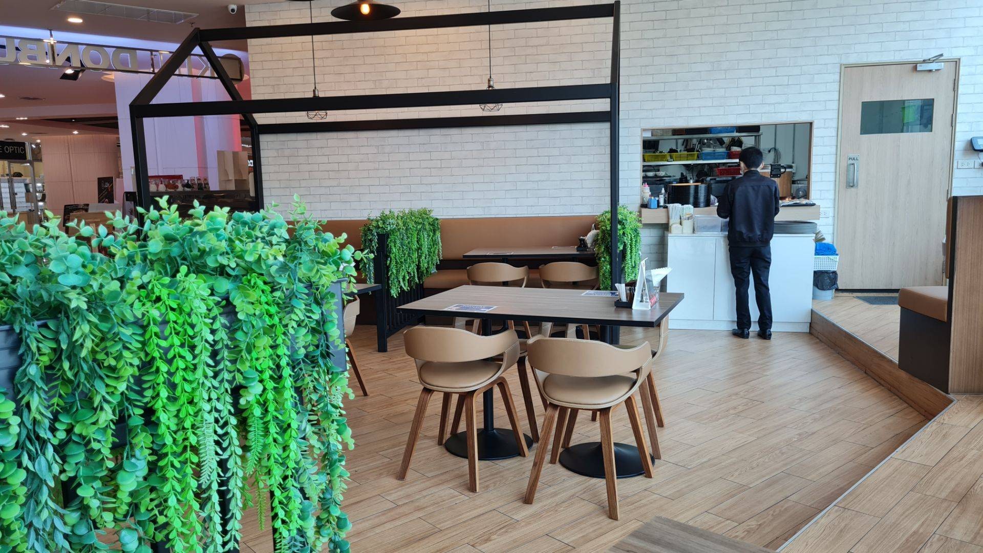 ร้าน Kin Donburi Cafe Vi plaza | รีวิวร้านอาหาร - Wongnai