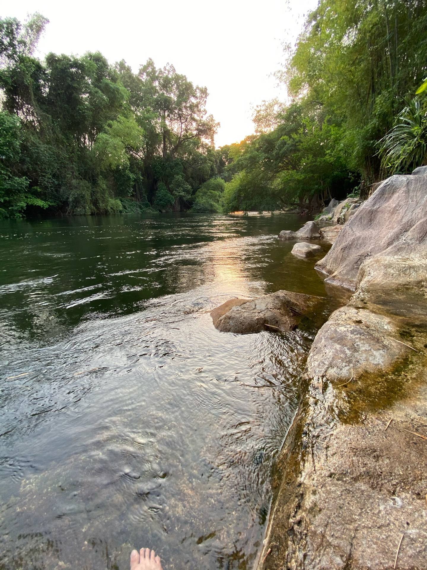 à¸£ à¸§ à¸§ River Tales Wongnai