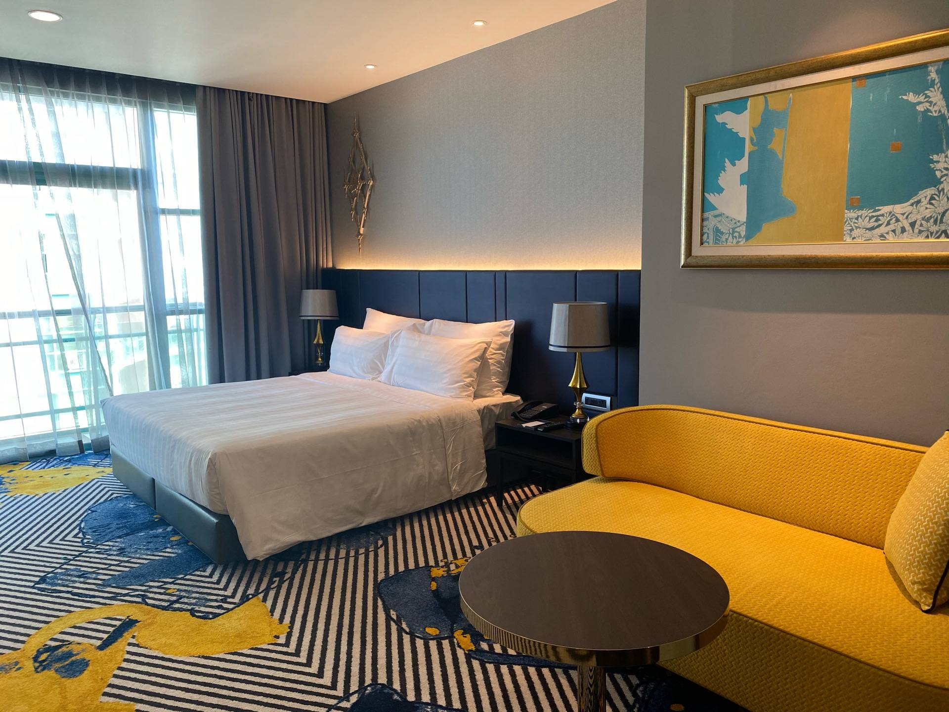 รีวิว Chatrium Hotel Riverside Bangkok - ห้องนอนใหญ่มาก ห้องน้ำก็กว้าง อาหารเช้าอร่อย ครัวซองท์อร่อย อาหารมื้อเย็นก็อร่อย - Wongnai