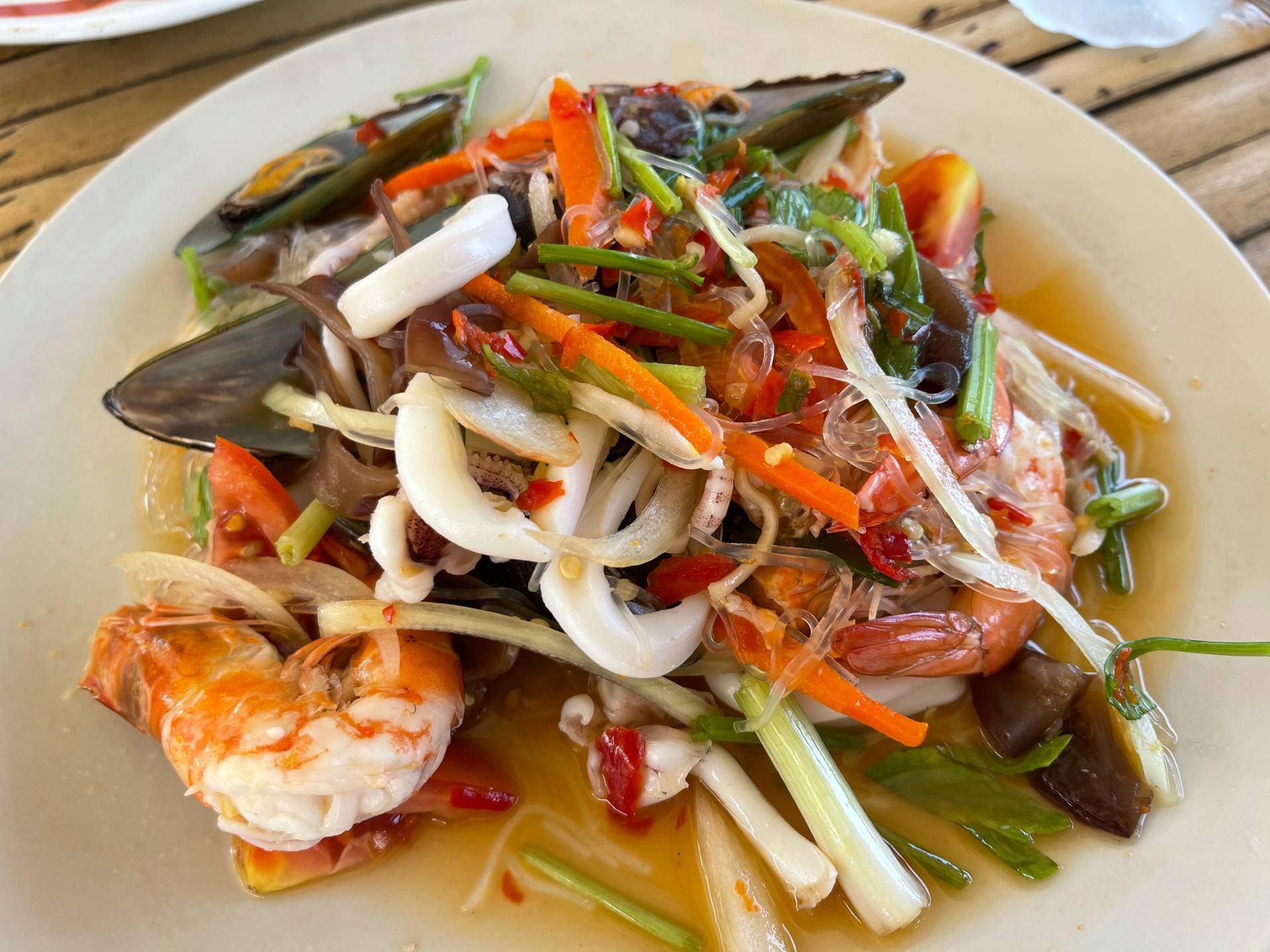 รีวิว Cafe The Rocks ปากพนัง คาเฟ่ริมหาด อาหารออกค่อนข้างช้า รสชาติ