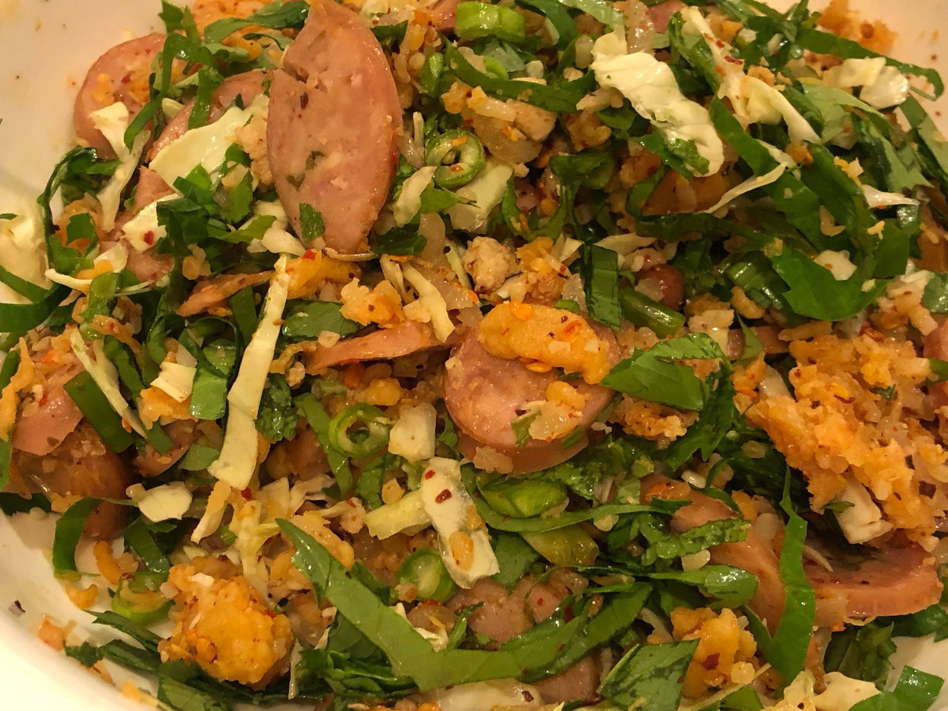 รีวิว ยำแหนม ข้าวทอด พี่อ้อ ศรีย่าน ศรีย่าน - ยำแหนมข้าวทอดเจ้าดังศรีย่าน