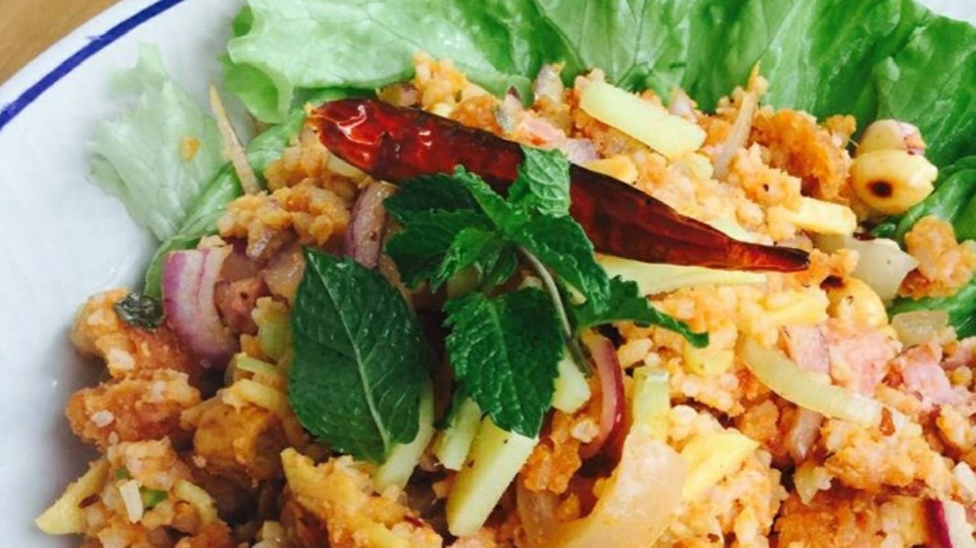 ยำแหนมในตำนาน - สั่งอาหารเดลิเวอรี | Wongnai x LINE MAN