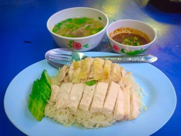 รีวิว ข้าวมันไก่ โจโจ้ สาขาเทเวศร์ หน้าองค์การเภสัชกรรมข้างธนาคาร