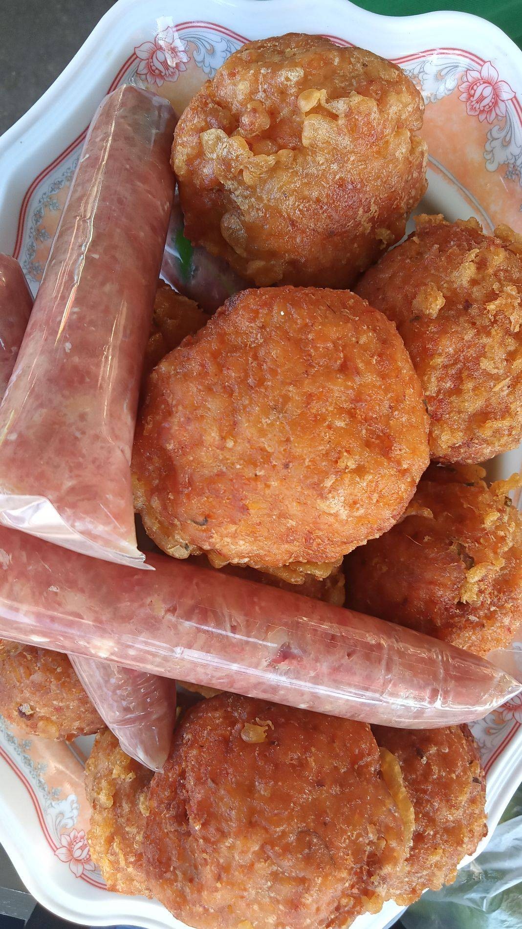 ร้าน เจ้ปูยำแหนมสด | รีวิวร้านอาหาร