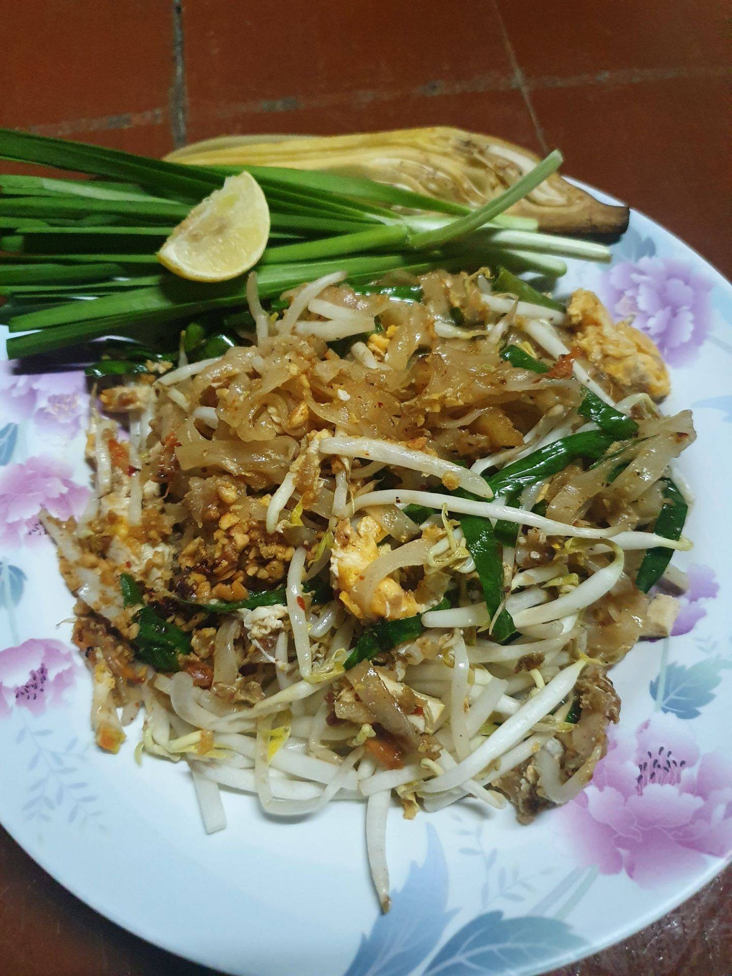 รีวิว ผัดไทยเตาถ่าน เทอดไท 19 - ผัดไทยโบราณอร่อย ร้านนอกกระแสของตลาดพลู