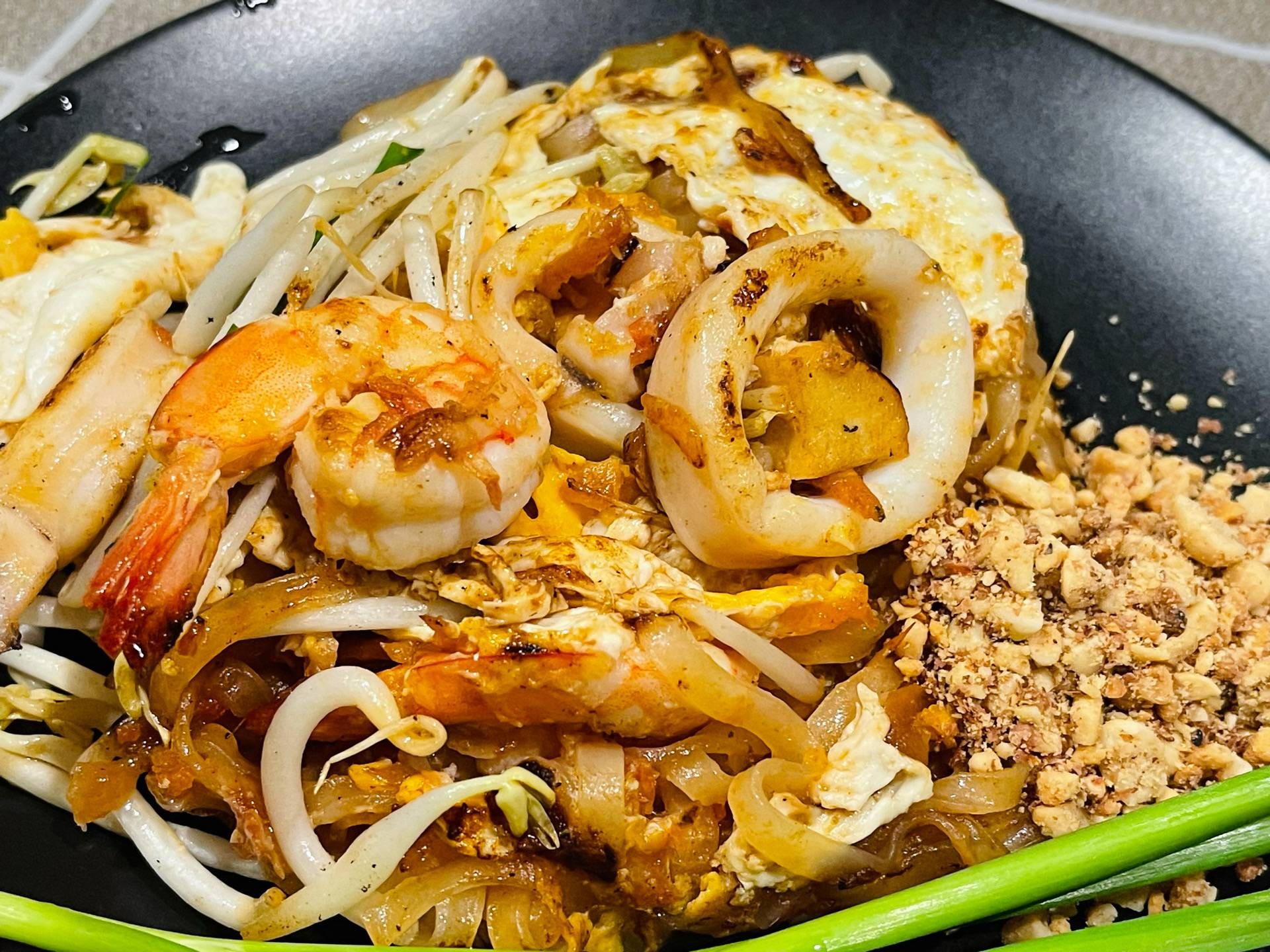 รีวิว ผัดไท - ผัดไท อร่อย ราคาไม่แพง แนะนำร้านนี้ค่ะ - Wongnai