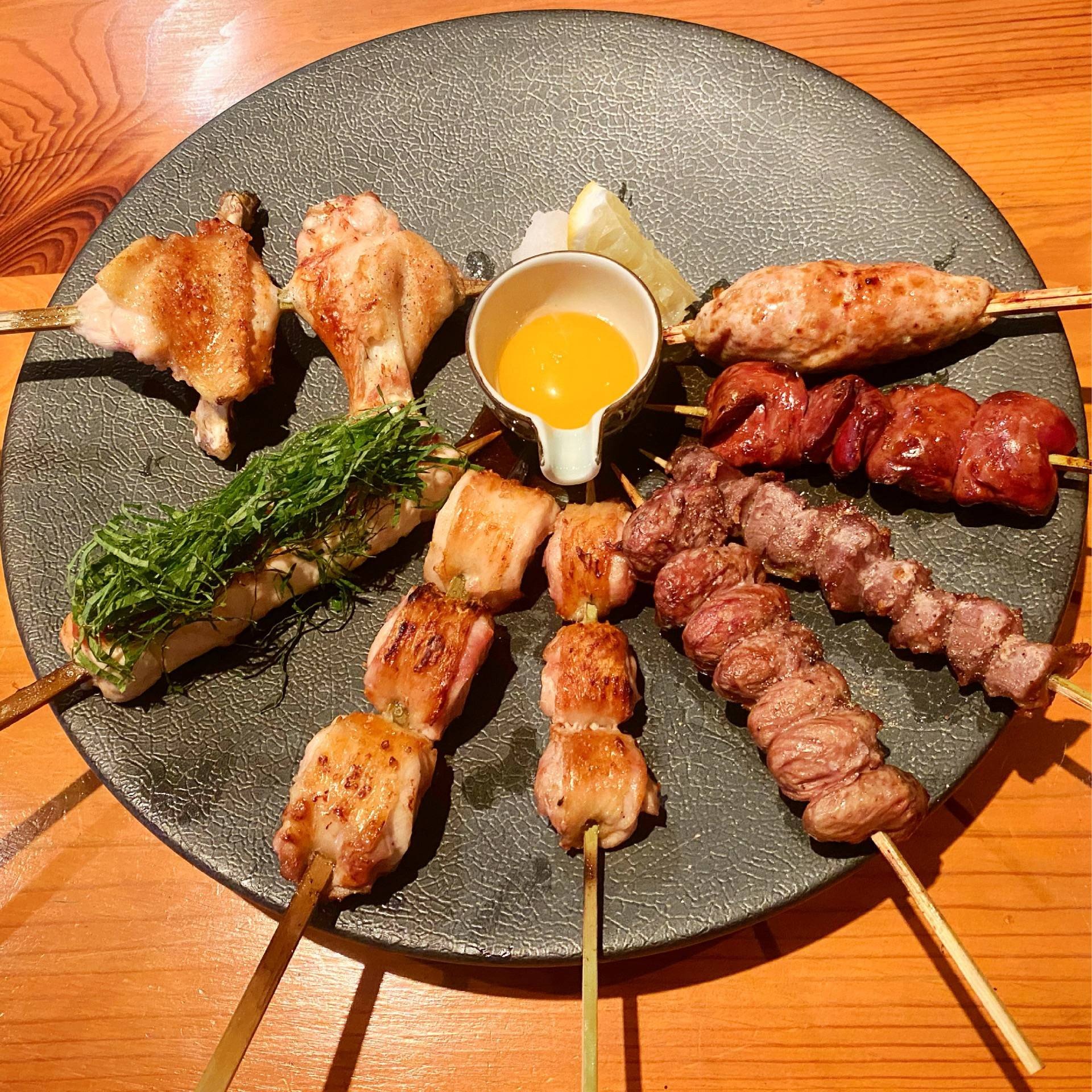 รีวิว Gen Japanese Charcoal Grill Restaurant & Bar หนึ่งในร้านสไตล์
