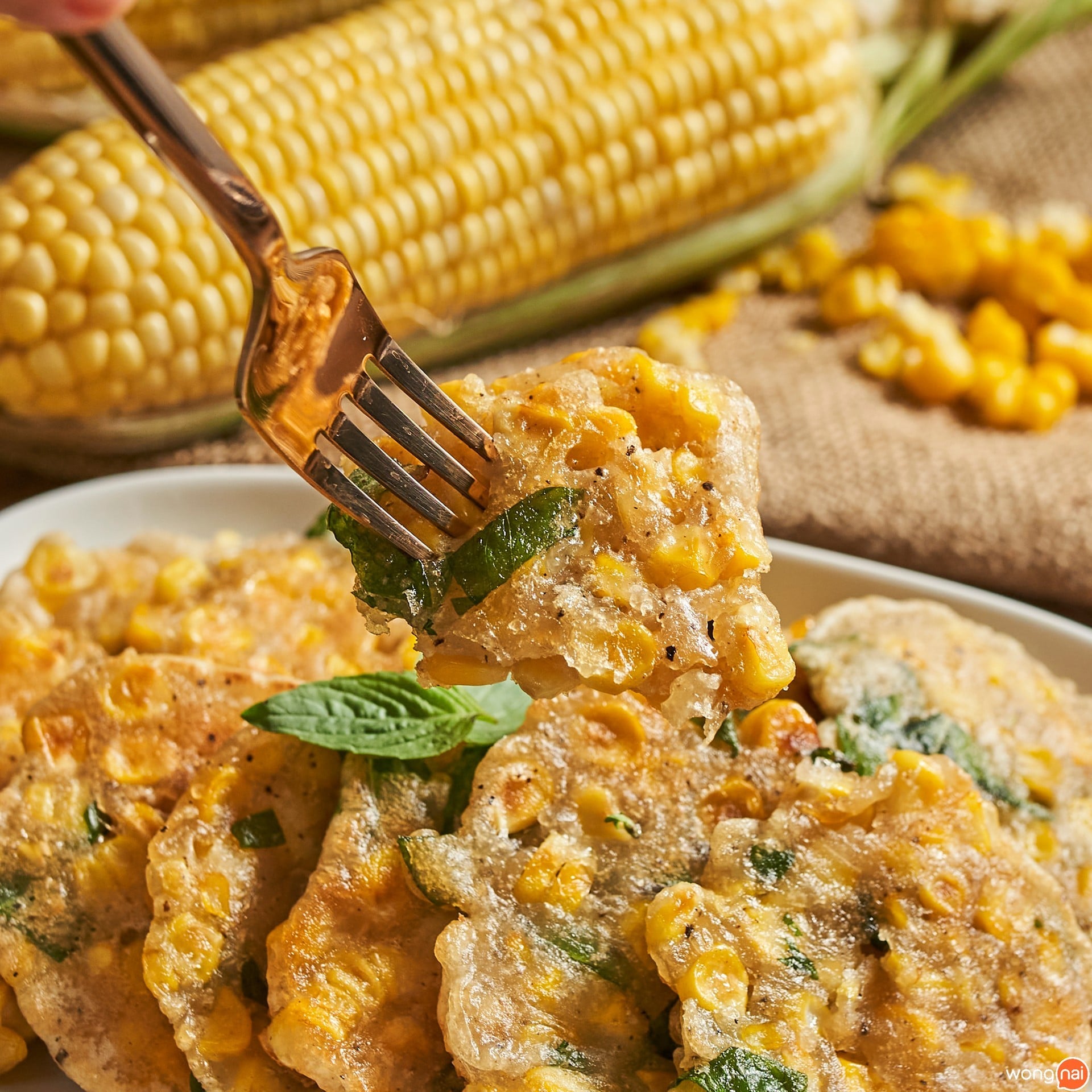 แพนเค้กข้าวโพดทอด