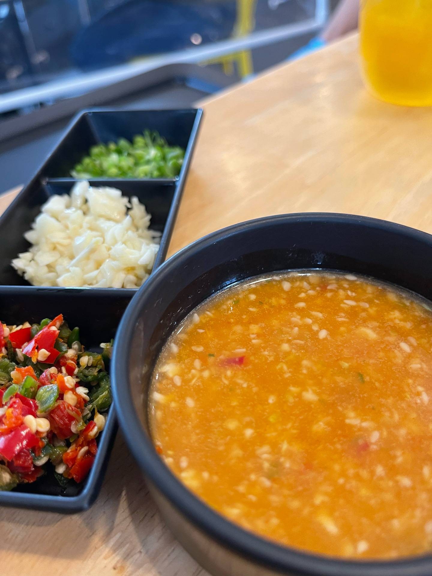 รูป Penguin Eat Shabu สาขาบางนา