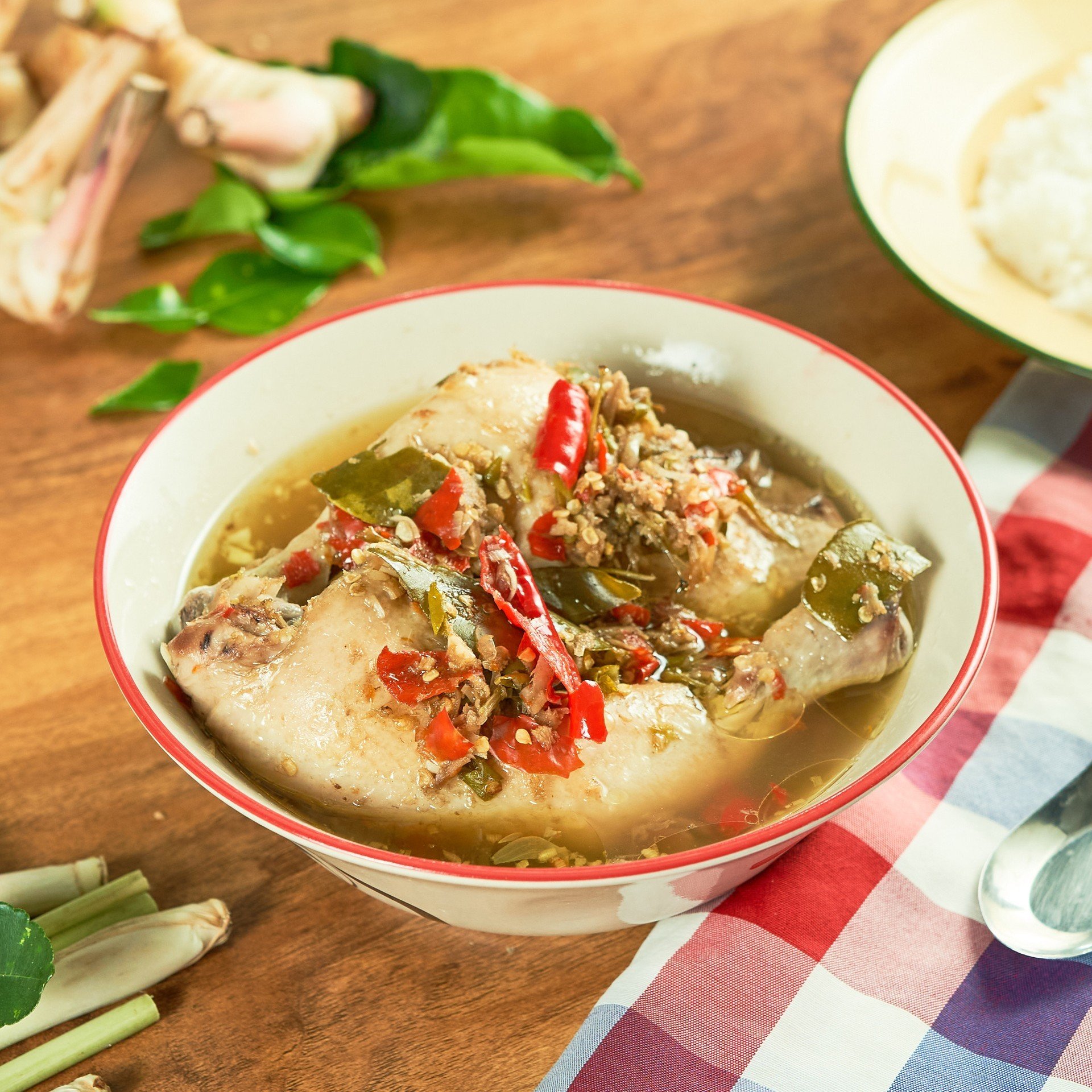 ไก่นึ่งสมุนไพร