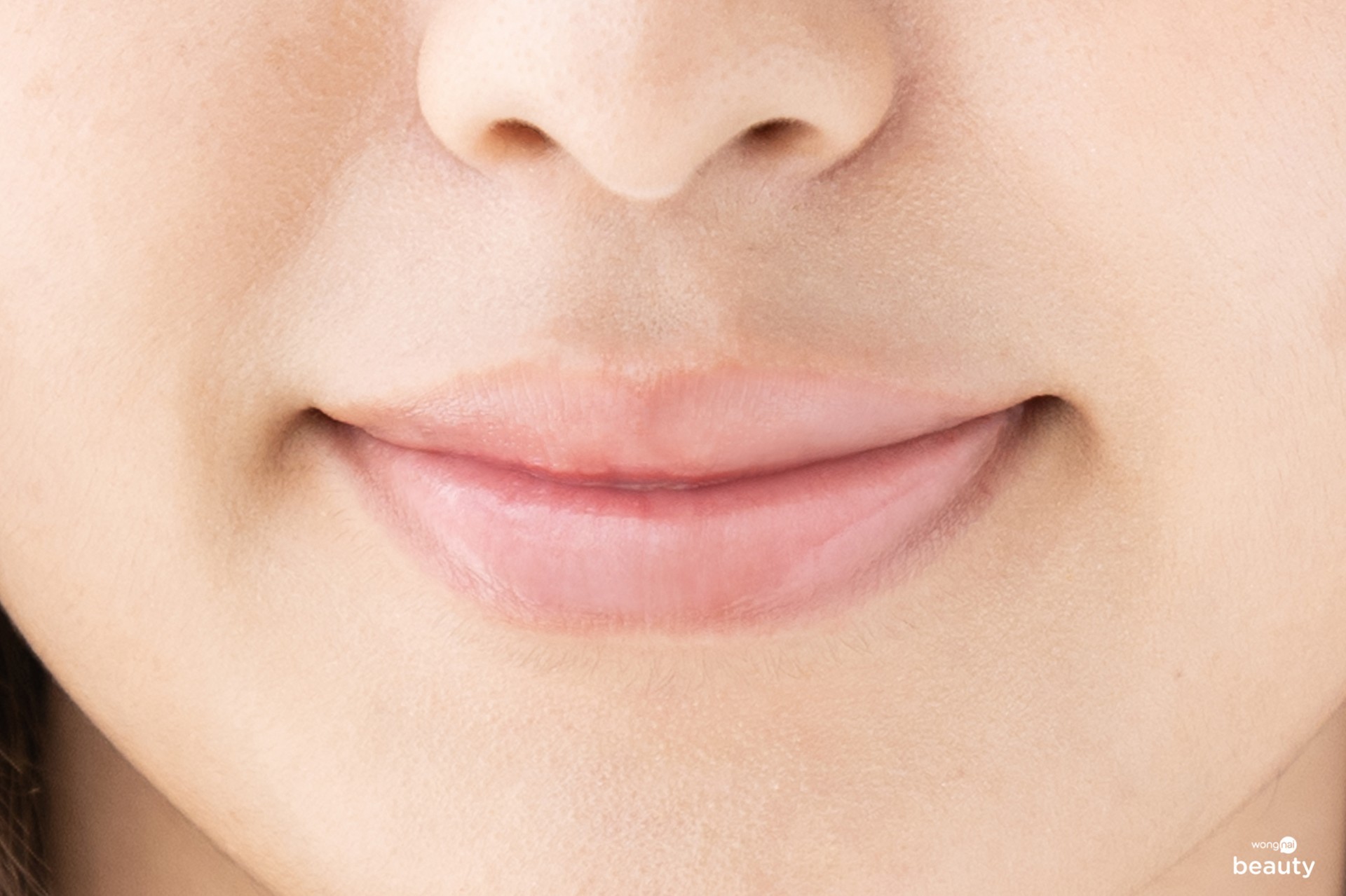 หลับพร้อมบำรุง! ทาลิปครีมก่อนนอนทุกคืนปากนุ่มทุกวันกับ Melty Cream Lip