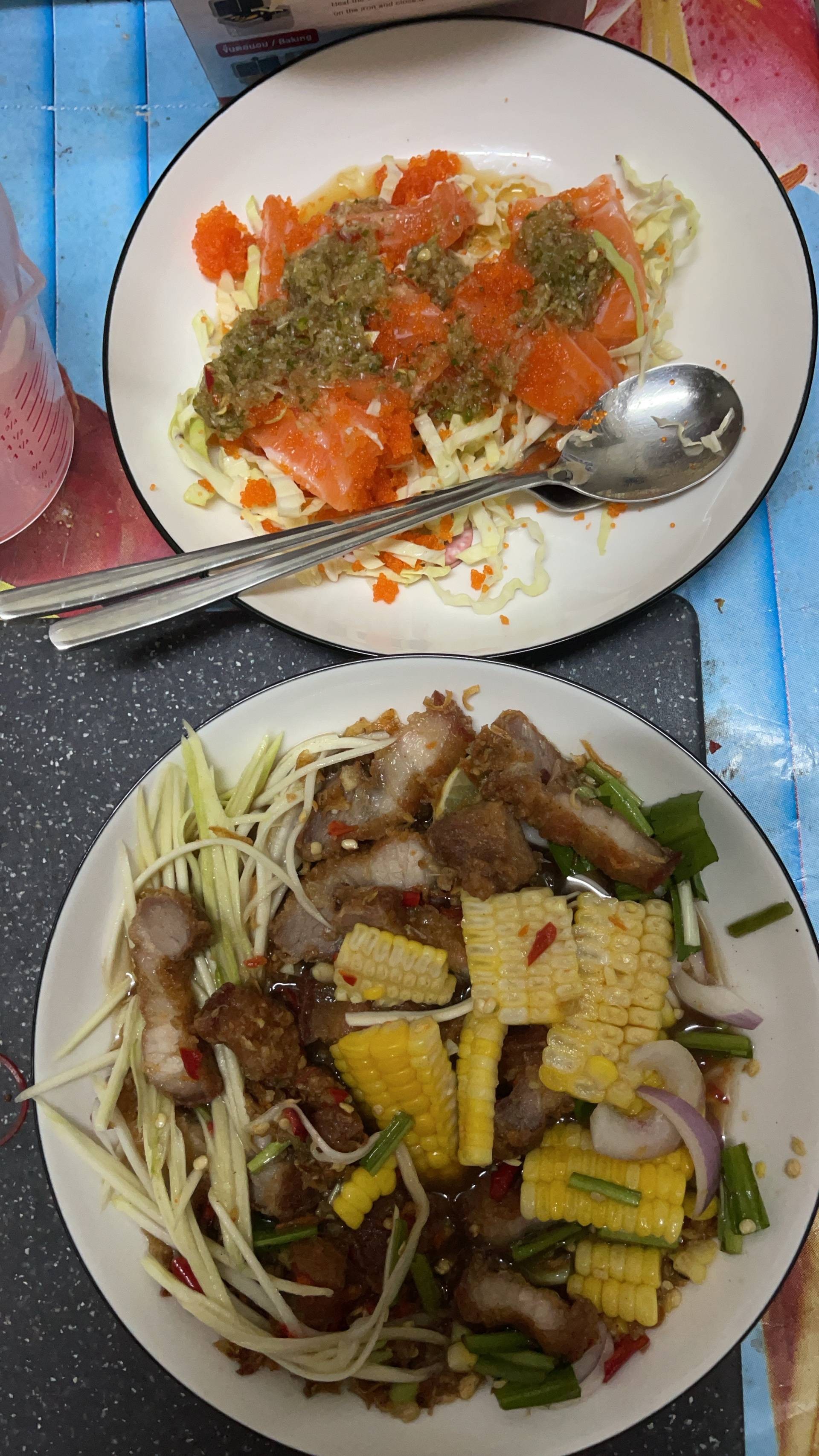 รีวิว ยำใหญ่ใกล้เสายักษ์ เสาชิงช้า - ยำอร่อยมากกกกก แต่!!!