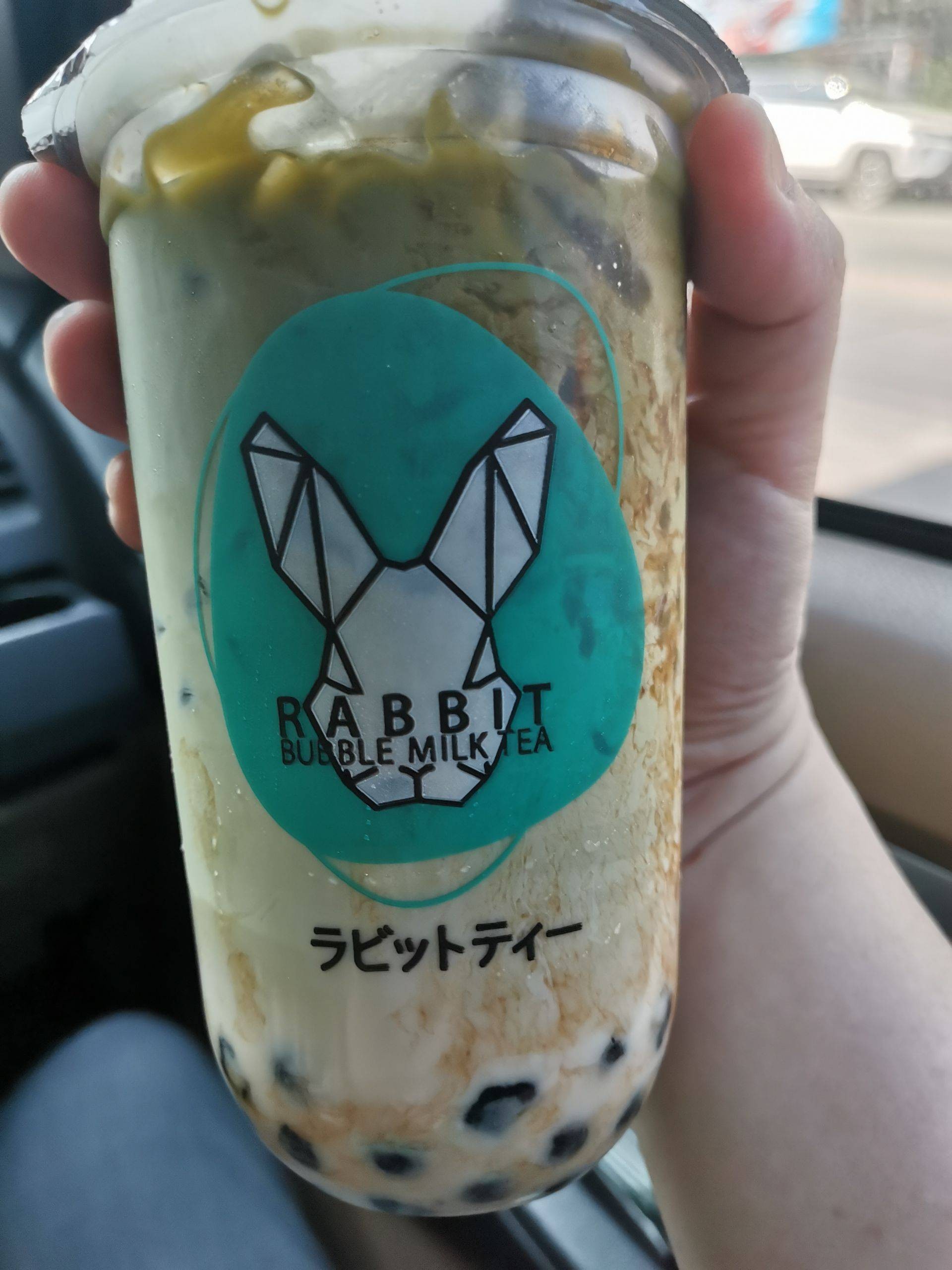 รีวิว Rabbit Bubble Milk Tea โรงเรียนสตรี - ชาเขียวเย็น ชื่นใจดีนะ
