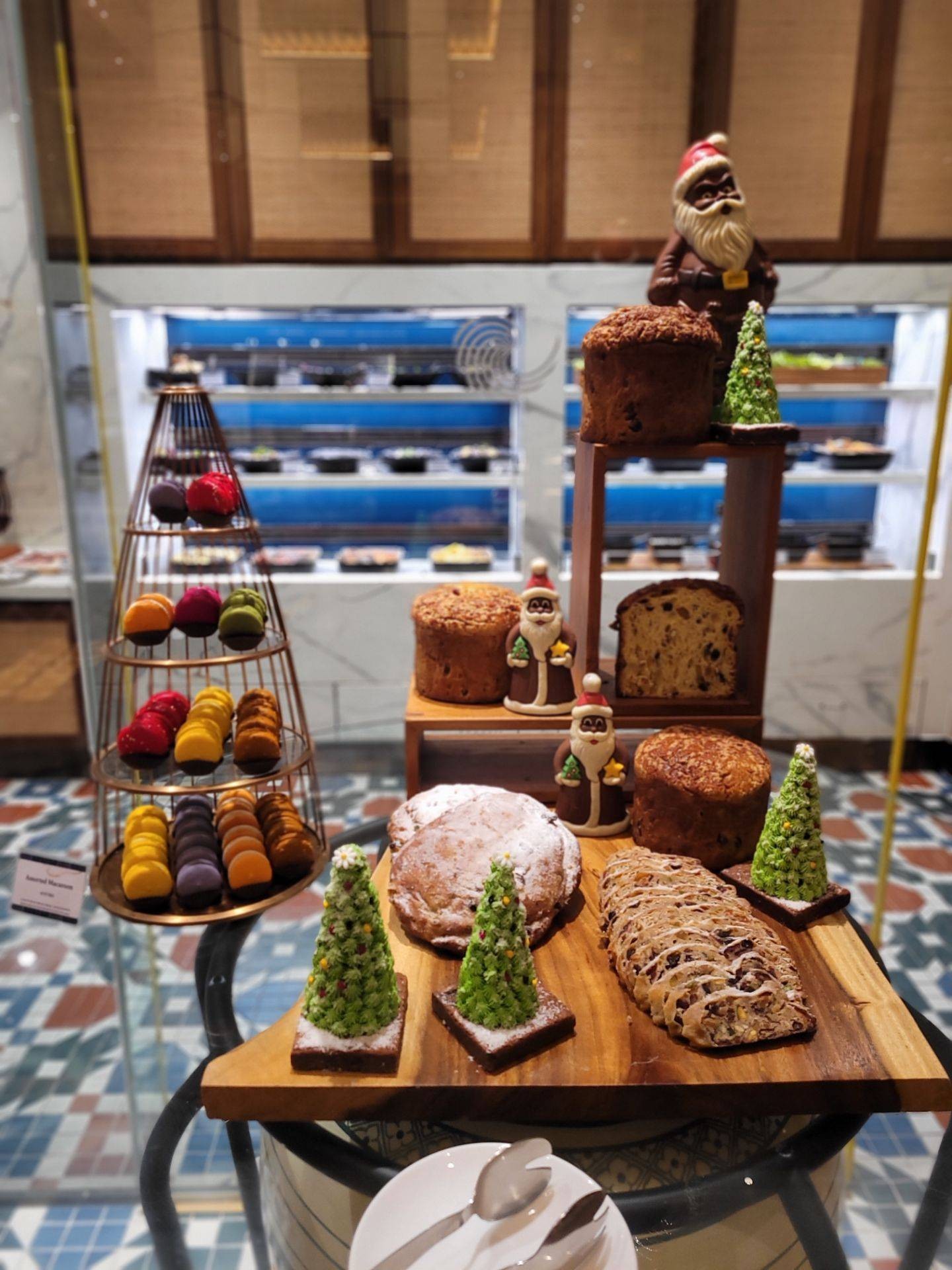 Christmas Dinner Buffet ร้าน Flow Millennium Hilton Hotel