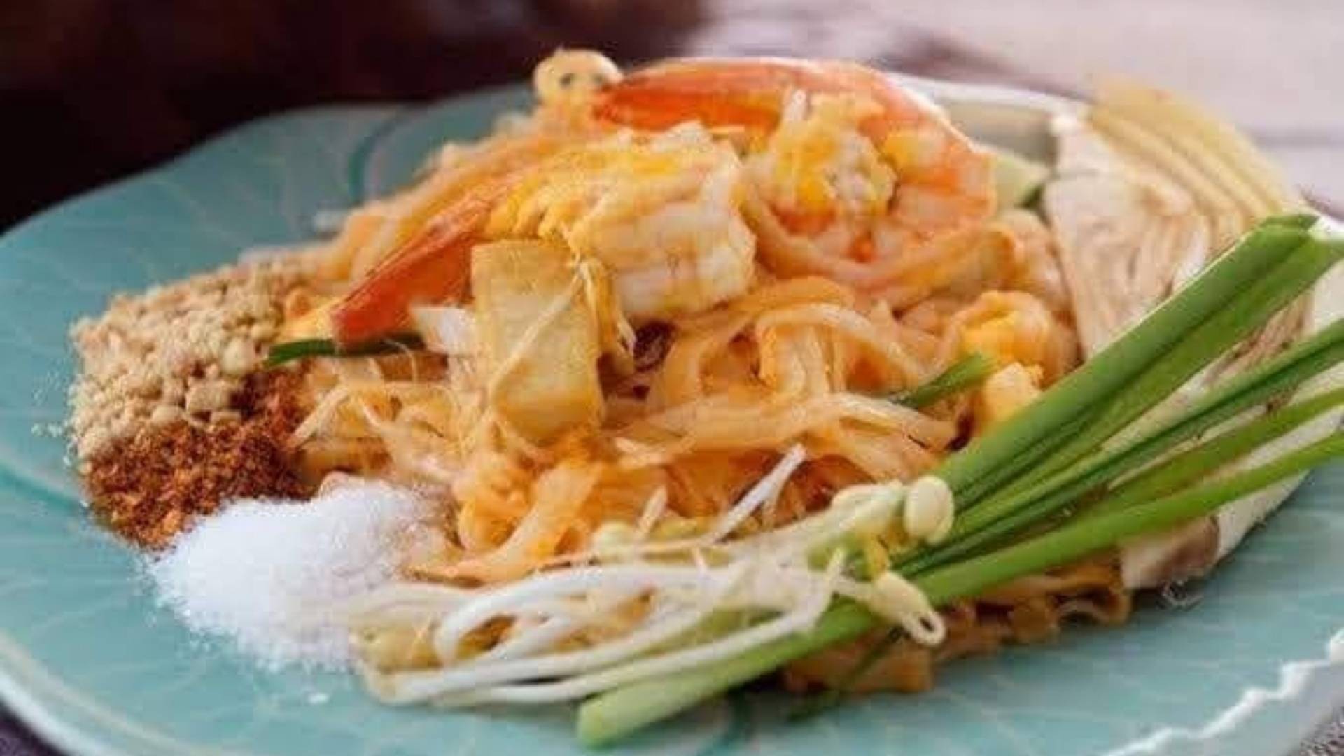 ผัดไทเจ๊เปรมผัวเด็ก..แซ่บเวอร์ บางบัวทอง - สั่งอาหารเดลิเวอรี | Wongnai ...