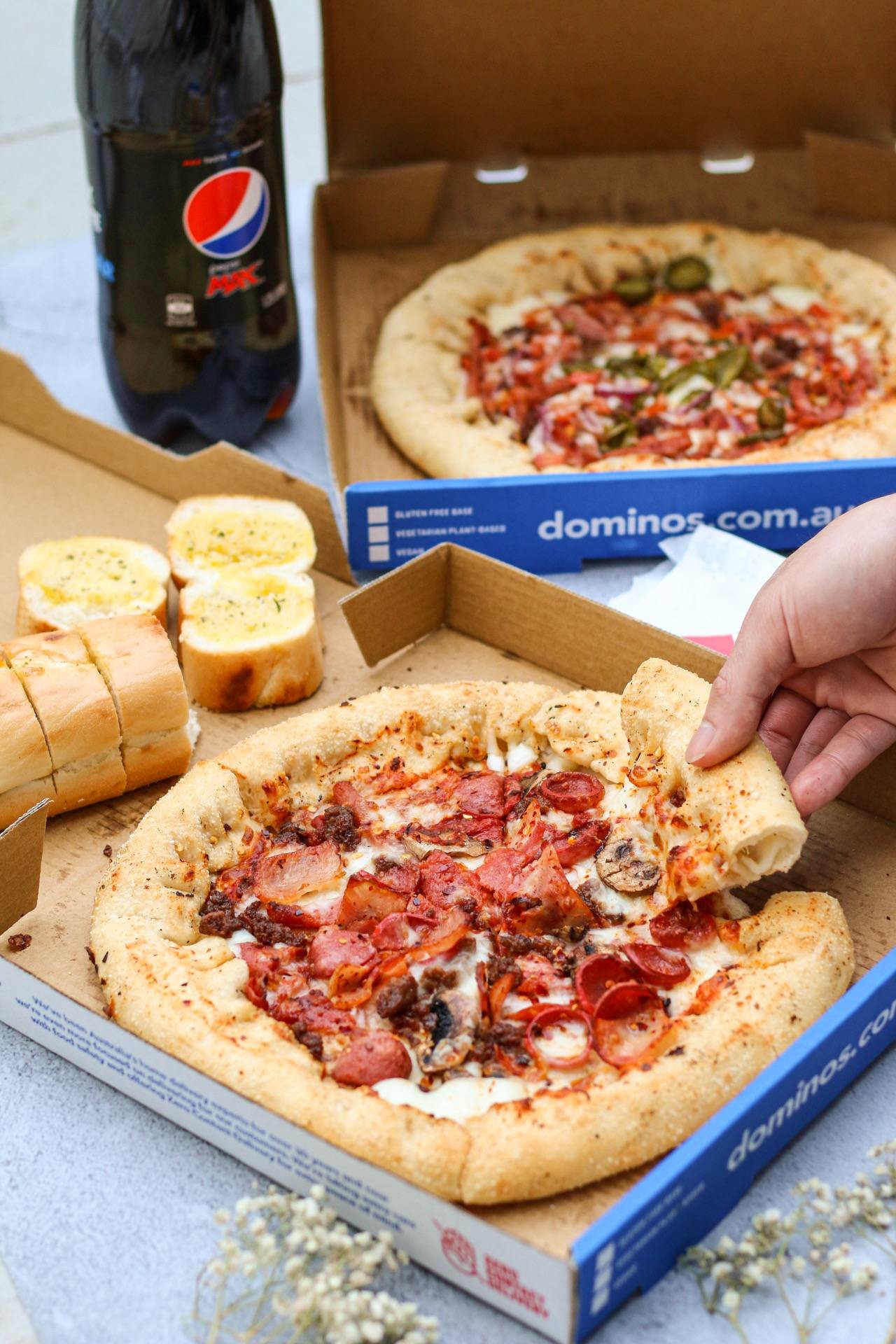 รีวิว Domino’s Pizza Caulfield Suuuper cheesy so heavenly 🤩😍 Wongnai