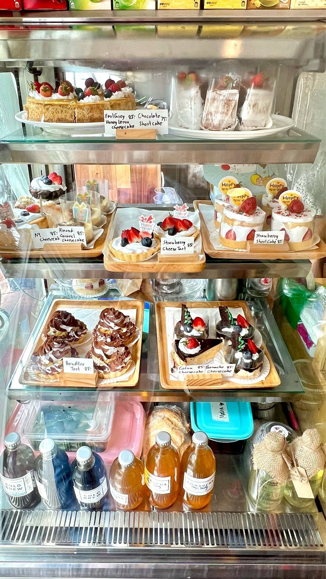รีวิว Sweet Garden Bakery Sweet Garden ร้านคาเฟ่ตรงข้ามสวนหลวง มินิมอ