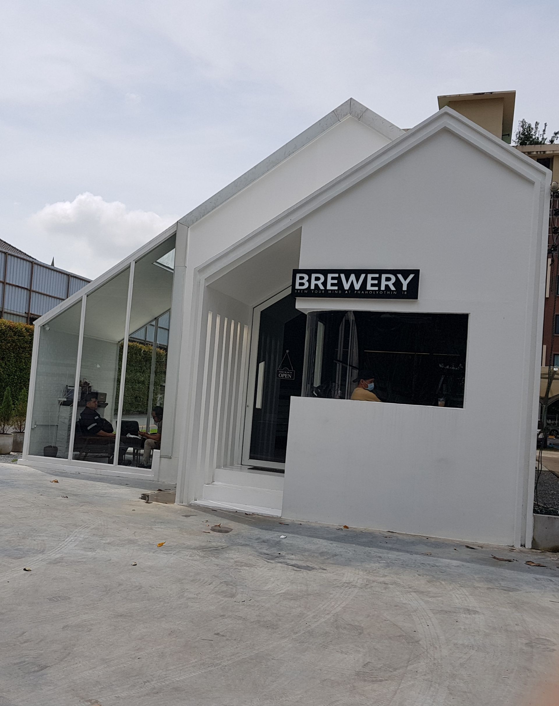 รีวิว Brewery Brasserie - ร้านเล็กๆ น่ารัก กาแฟดี - Wongnai