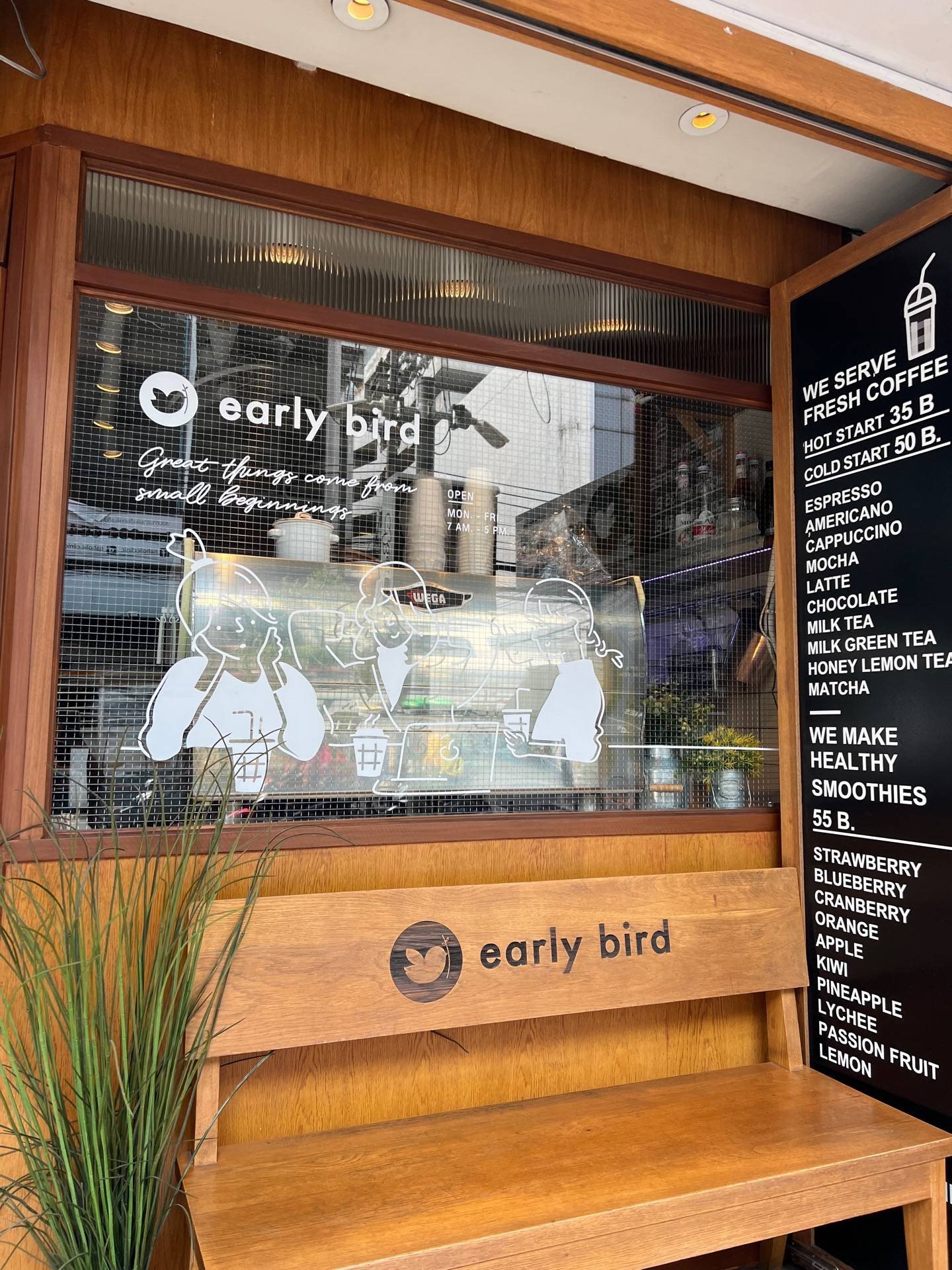 รีวิว Early Bird Cafe อโศก (หน้าอาคารเสริมมิตร) - กาแฟรสชาติดี เมนูหลาก ...