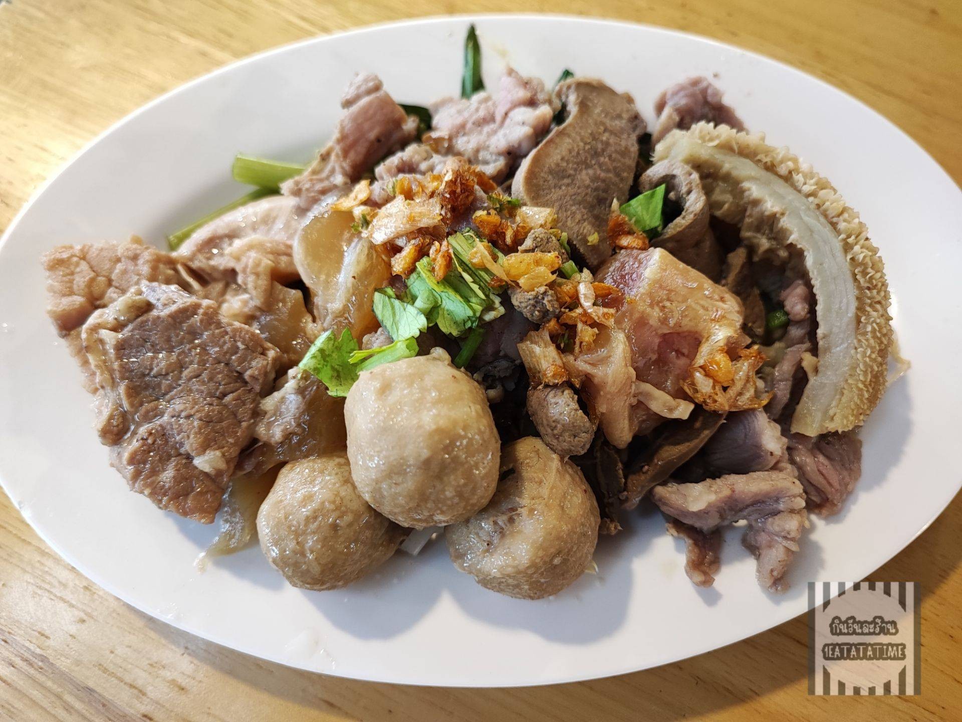 ลวกจิ้มเนื้อรวม ร้าน แซ่บแตกซิก-ดอนเมือง - Wongnai