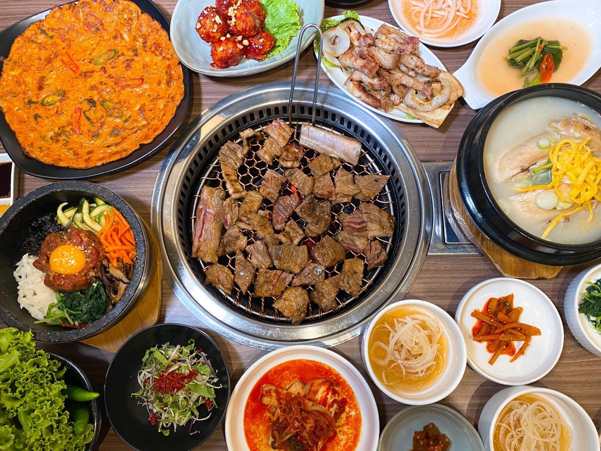 รูป Arirang Korean Restaurant Korea Town