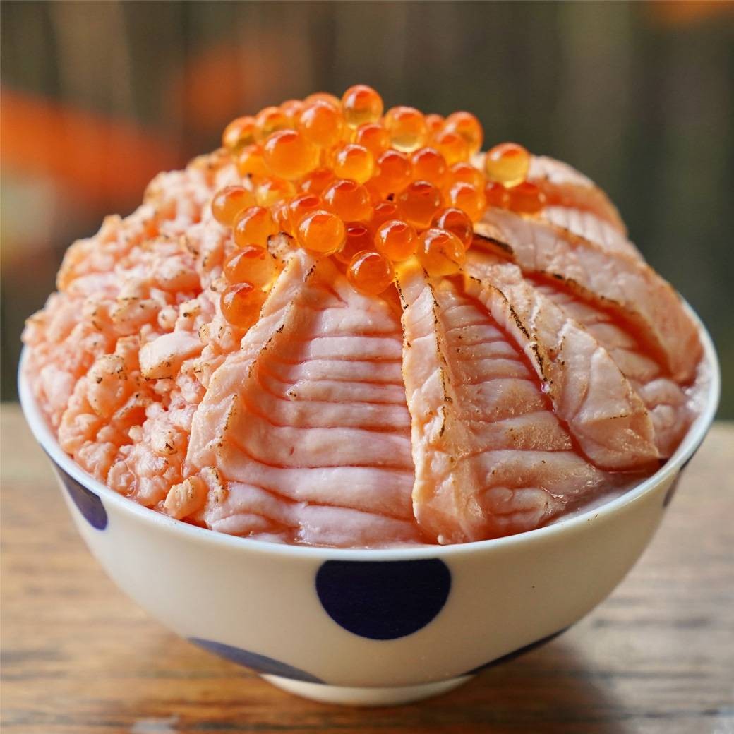 Aburi Salmon Mini Donburi • Aburi Salmon Mini Donburi ร้าน Sushi Hiro