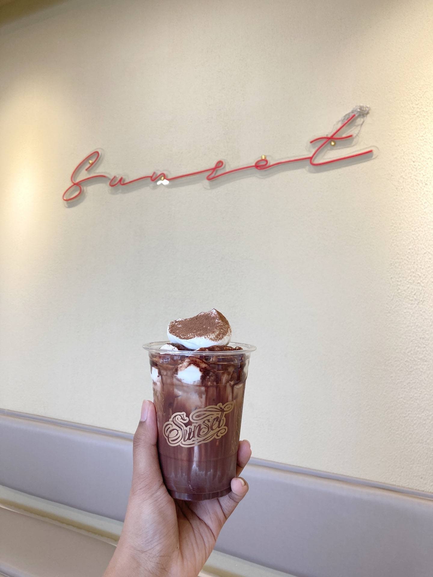 Cloudy Cocoa ร้าน Sunset Coffee Roasters Pattaya Beach