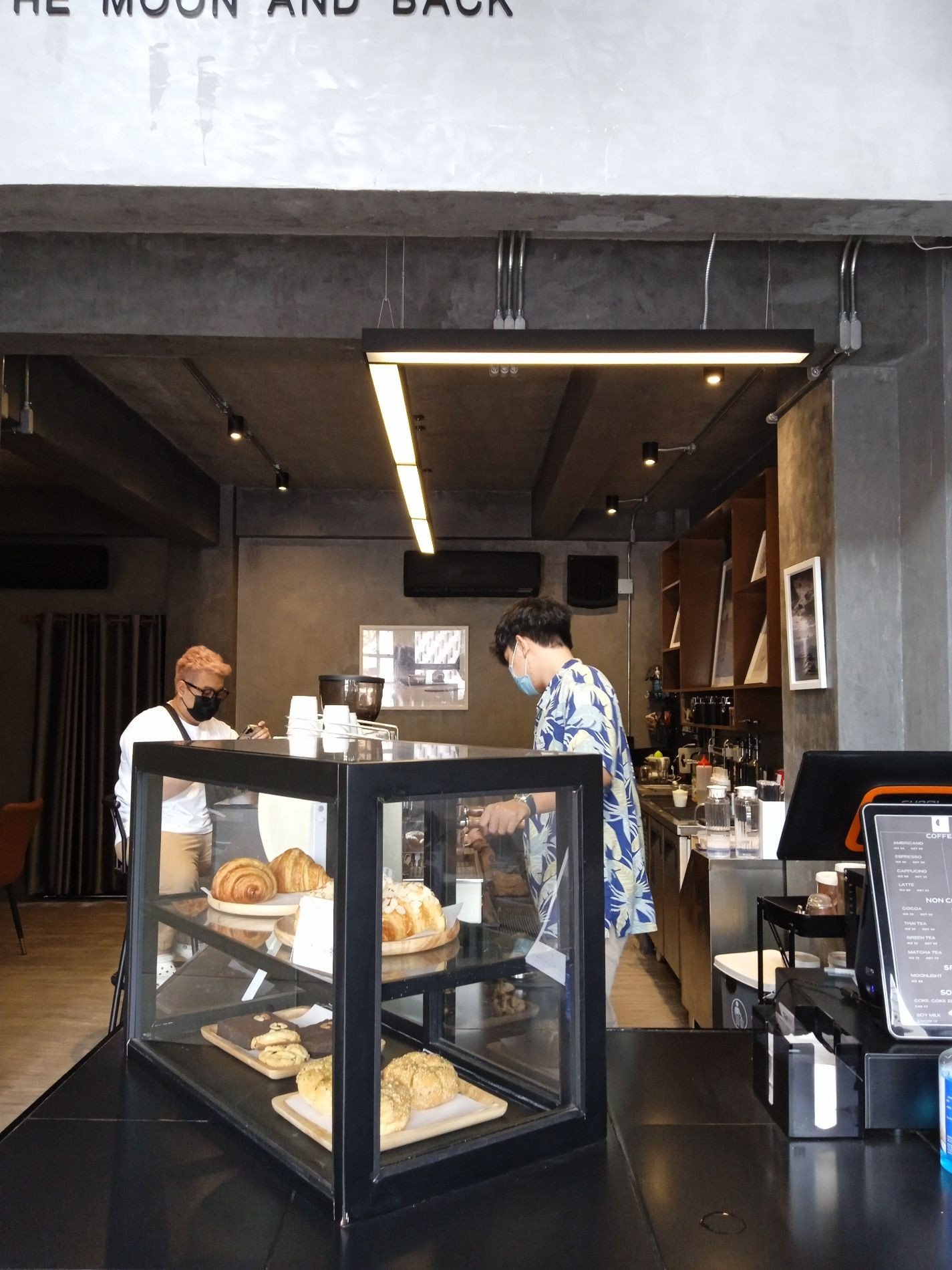 ร้าน กาแฟ Moon space cafe x bar รีวิวร้านอาหาร