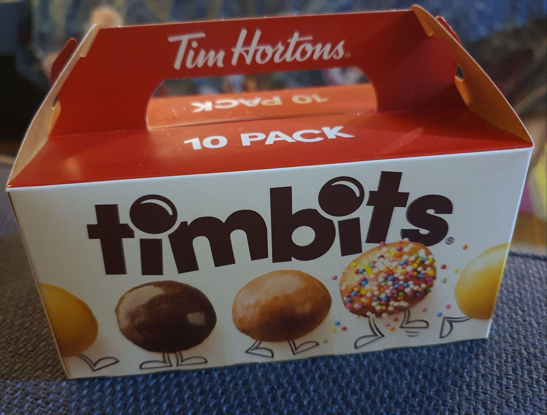 รีวิว Tim Hortons มาบุญครอง ติดใจ timbits แบบคละรส เลยกลับมาซื้ออีกที