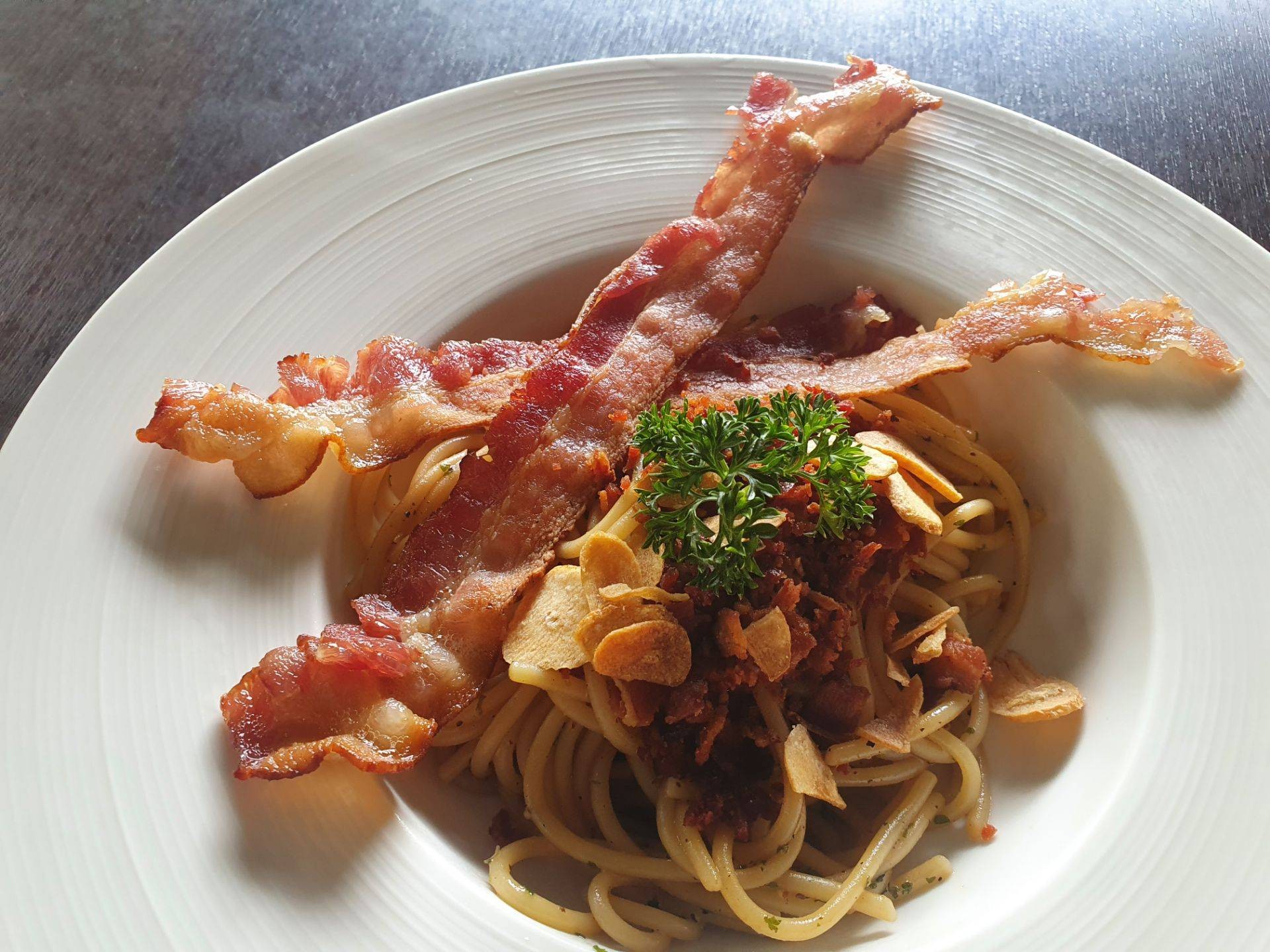 Spaghetti Bacon Aglio Olio ร้าน Plantation Cafe Wongnai