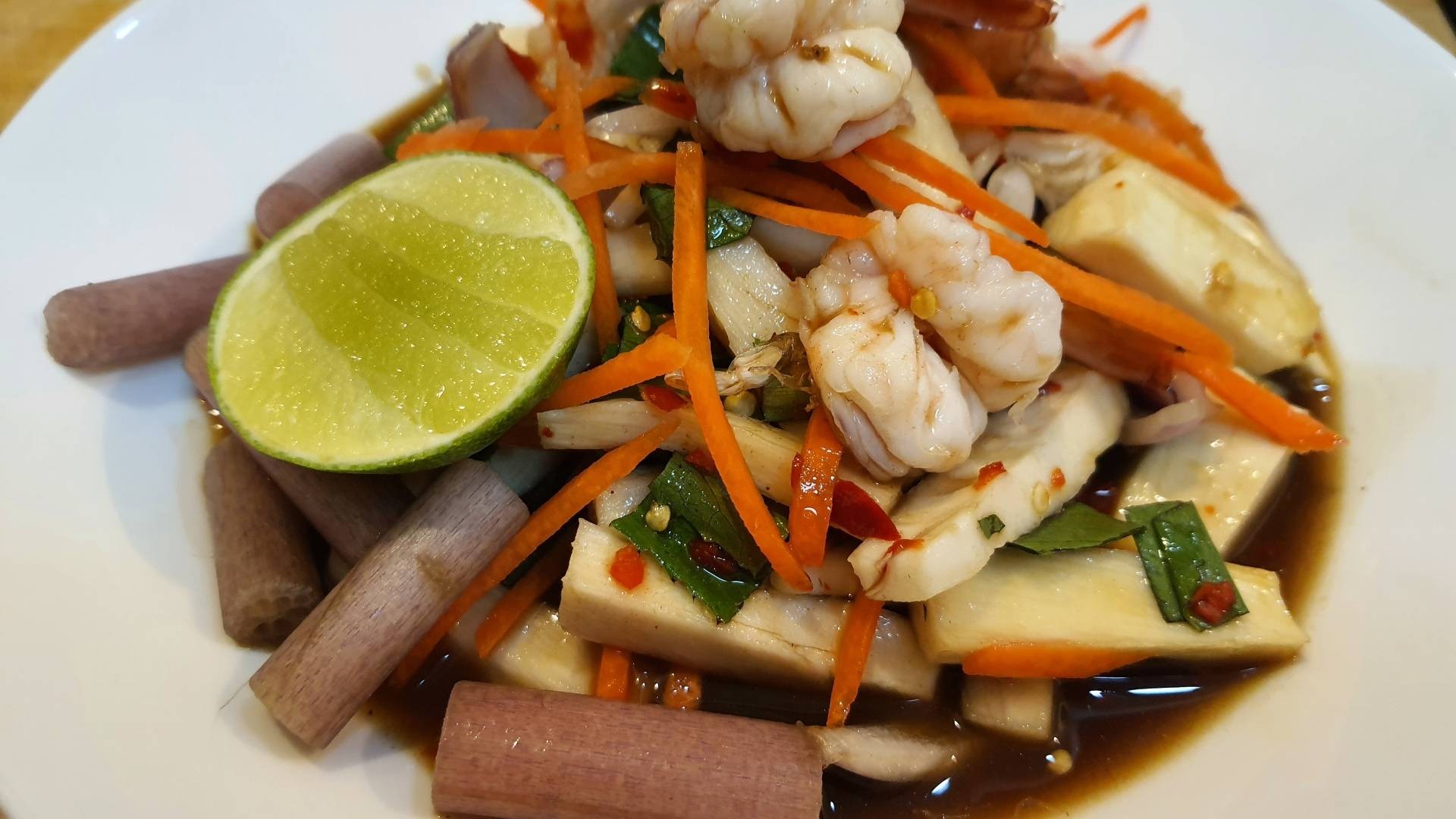 ยำ by ตุ๊ด | สั่งอาหารออนไลน์ล่วงหน้า รับที่ร้านผ่านแอป Wongnai ...