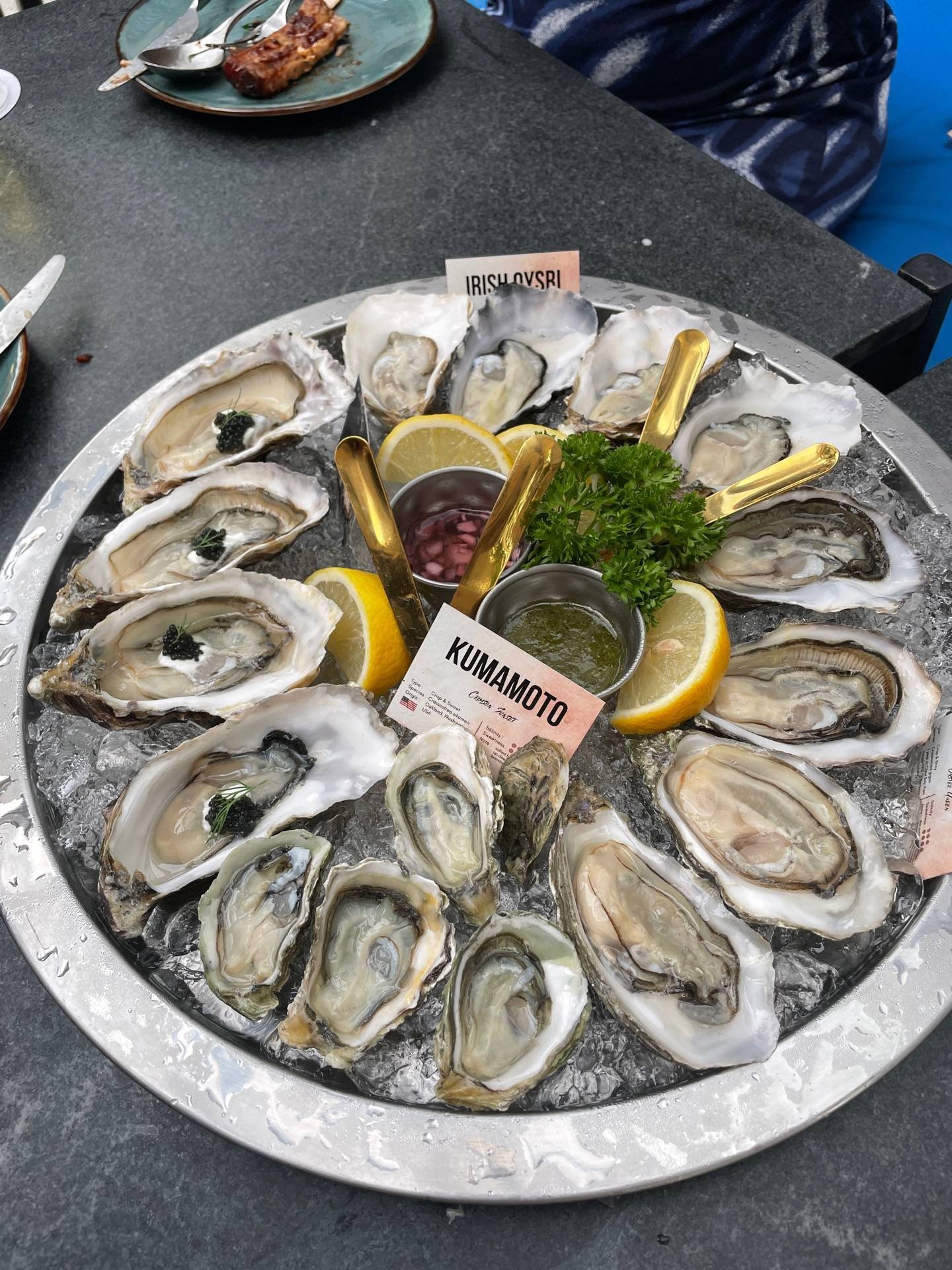 รีวิว Escape Bangkok Emquartier ตอนนี้มี Oyster Barมาอยู่ในร้านด้วยนะ