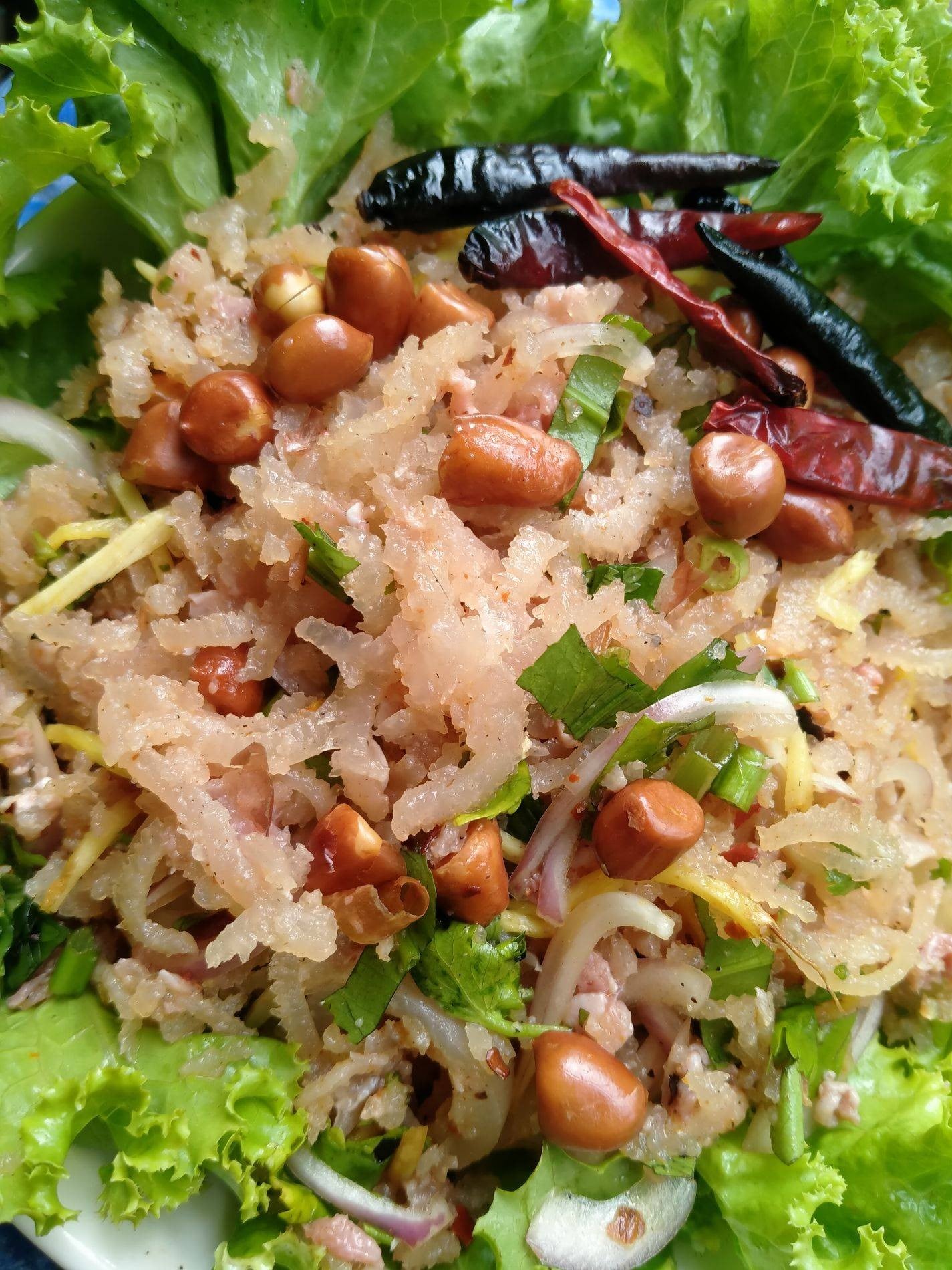 ร้าน ยำแหนมยักษ์ | รีวิวร้านอาหาร