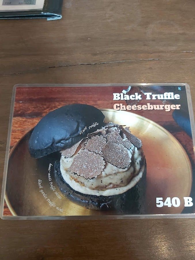 รูป Cast Iron Burgerhaus