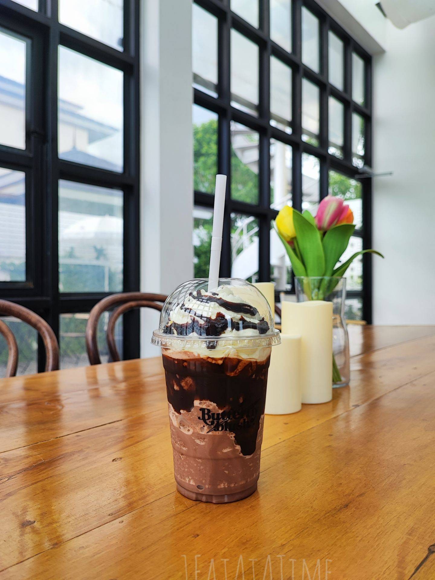 Cacao Frappe ร้าน Butterfly Blush Cafe