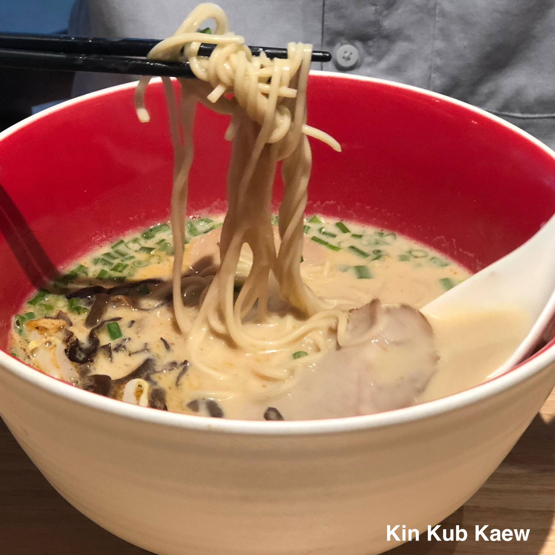 Tonkotsu Soba ร้าน Tsuta Japanese Soba Noodle Michelin Starred Ramen ซึตะ ราเมง Central World