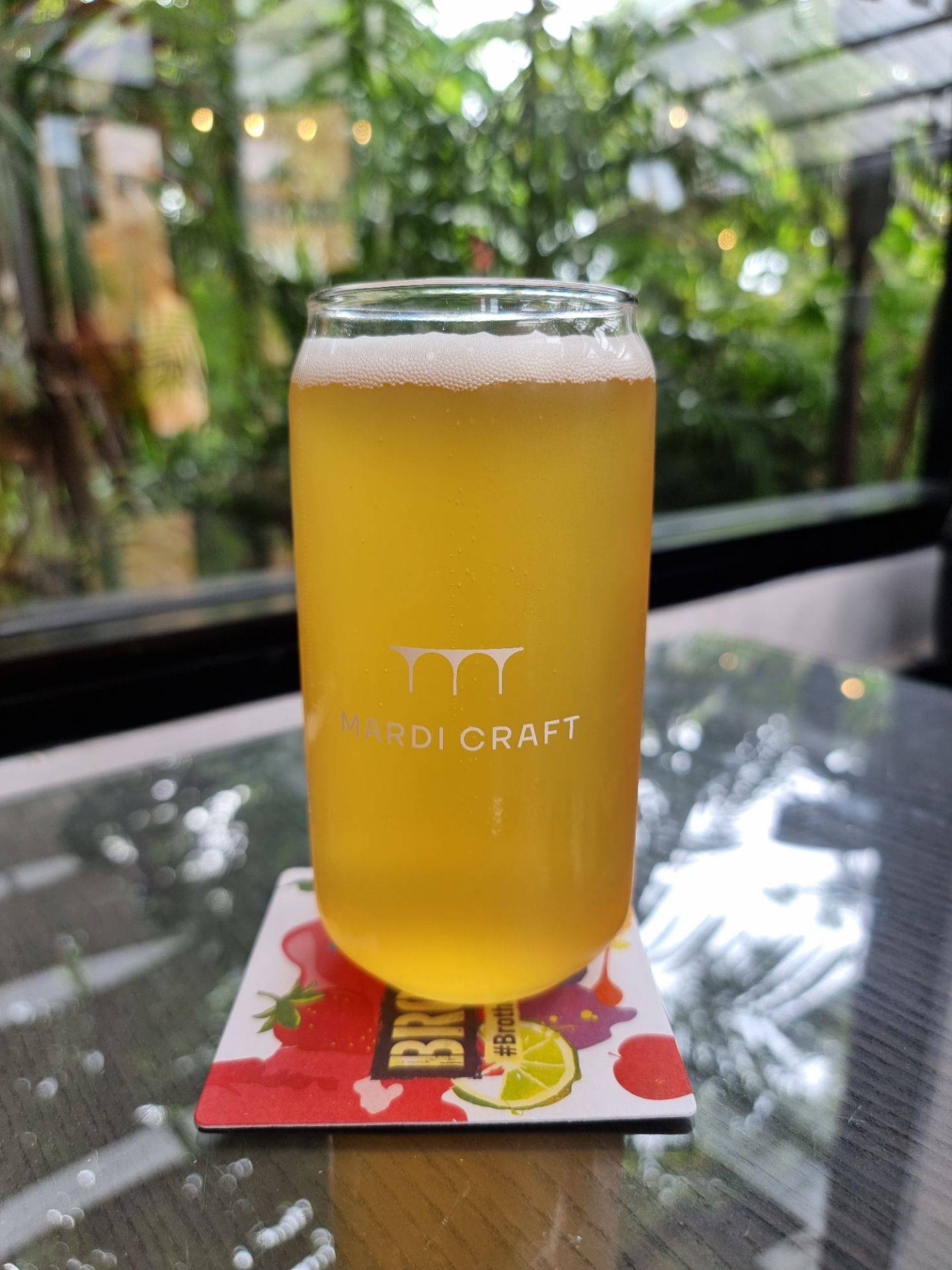 รูป The Fence Craft Beer Bar Bangkok, Talingchan