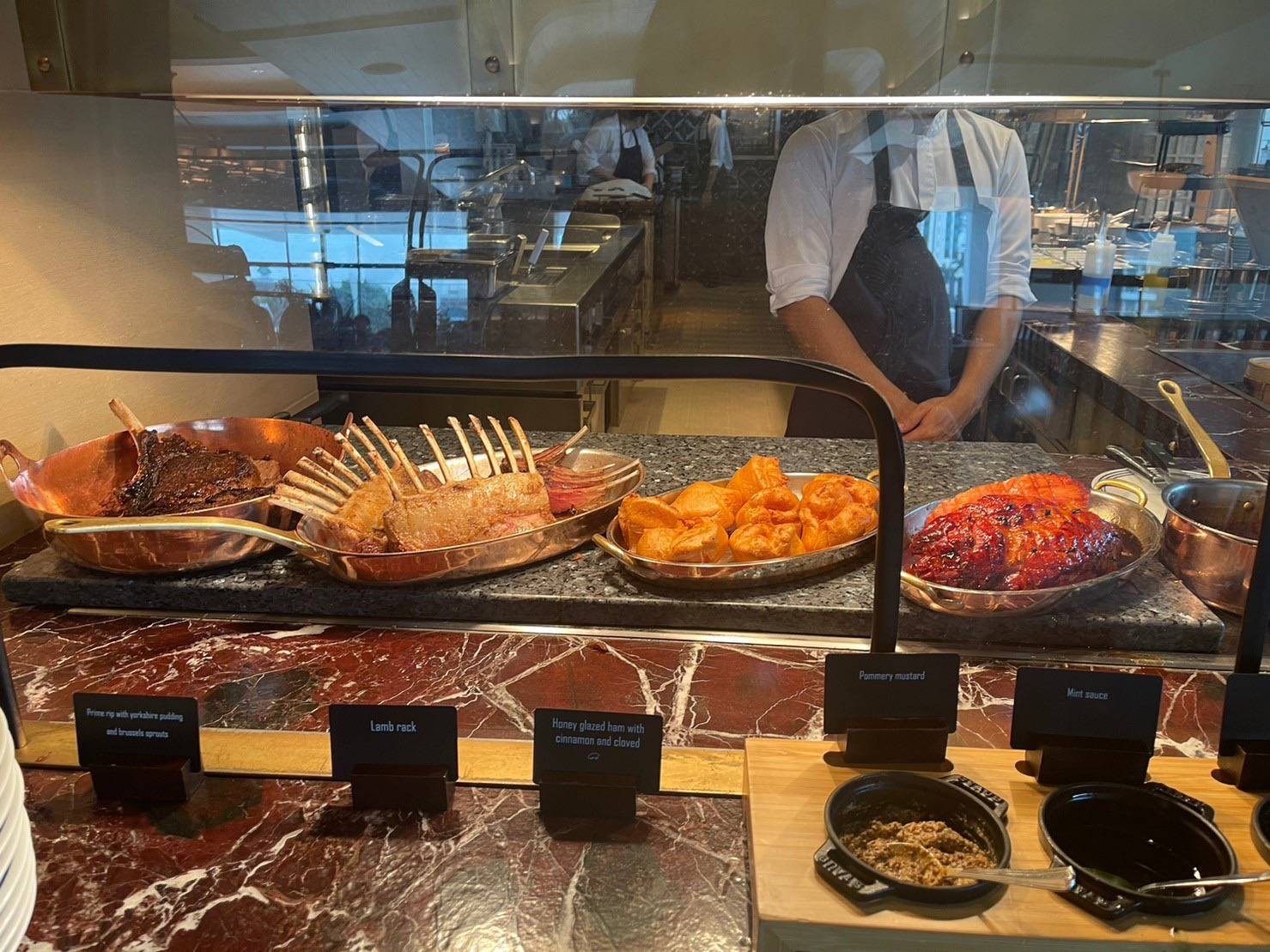 รูป Lord Jim's Restaurant โรงแรมโอเรียนเต็ล Wongnai