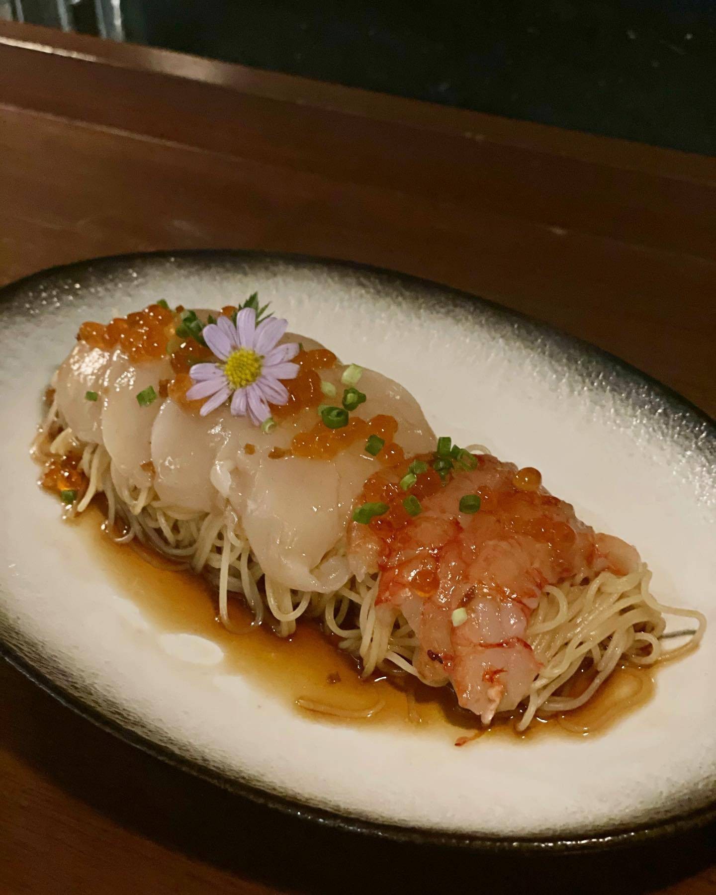 รีวิว SWIRL Cellar and Wine Bar Cozy Hip Hangout with Good Wine!