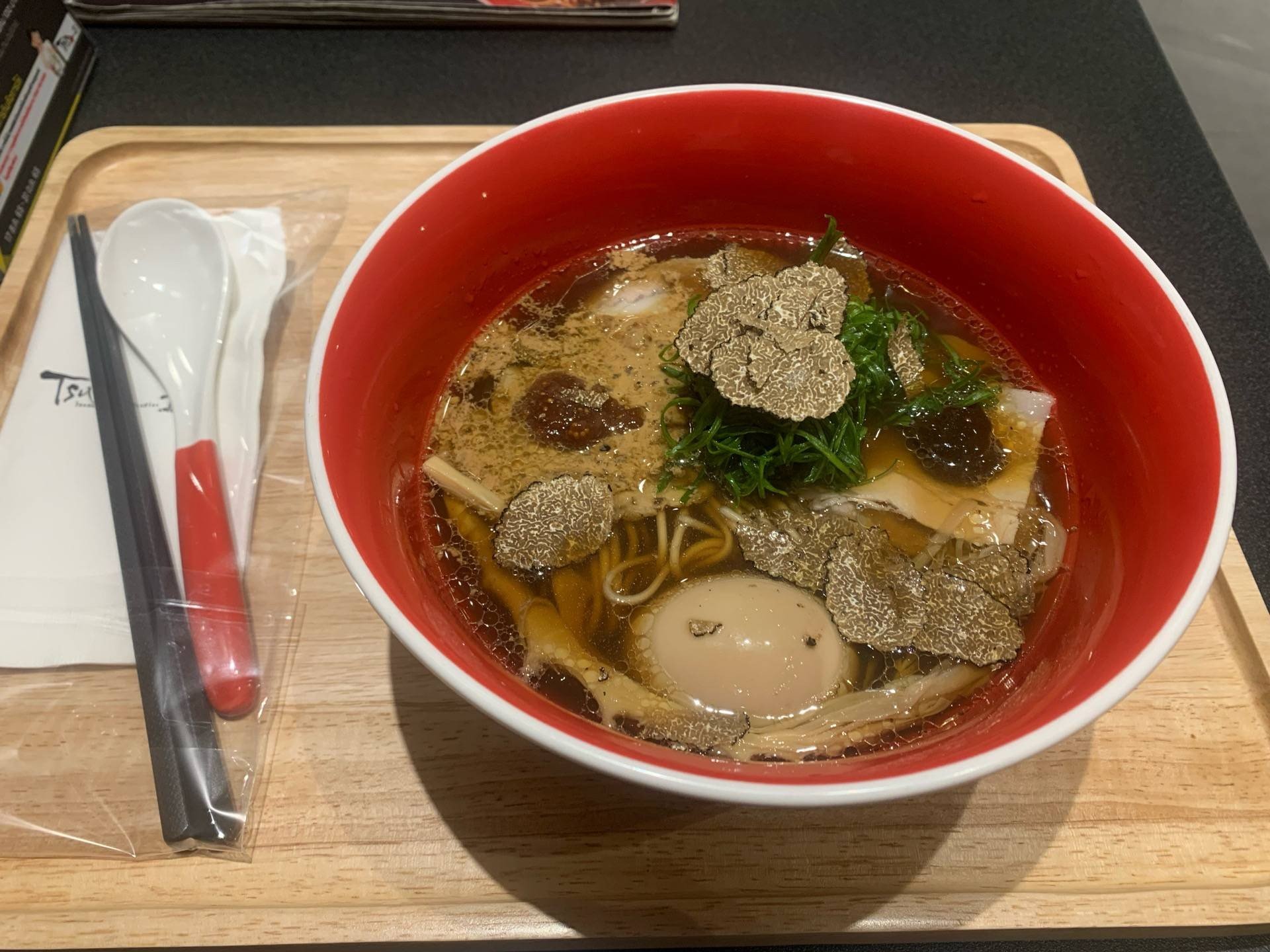 ซึตะโซยุซิกเนเจอร์และทรัฟเฟิลสไลด์ ร้าน Tsuta Japanese Soba Noodles ซึตะ ราเมง Central Ladprao
