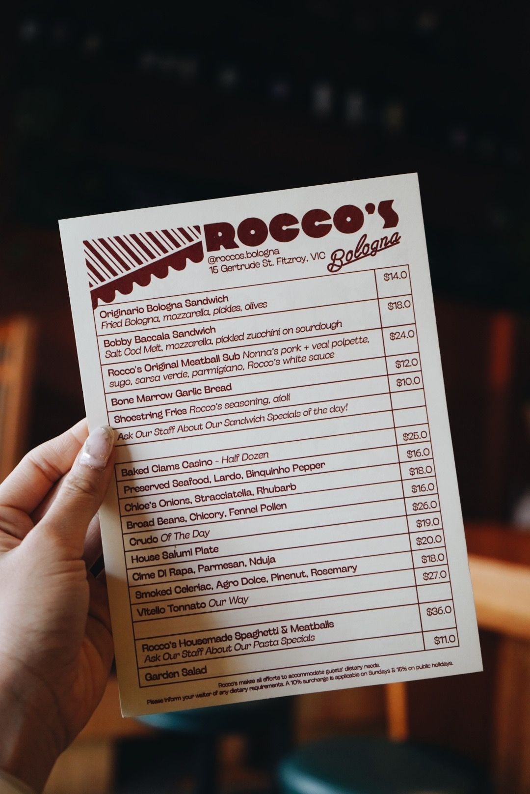 รีวิว Rocco's Bologna Discoteca - Super popular Italian meatball sub ...