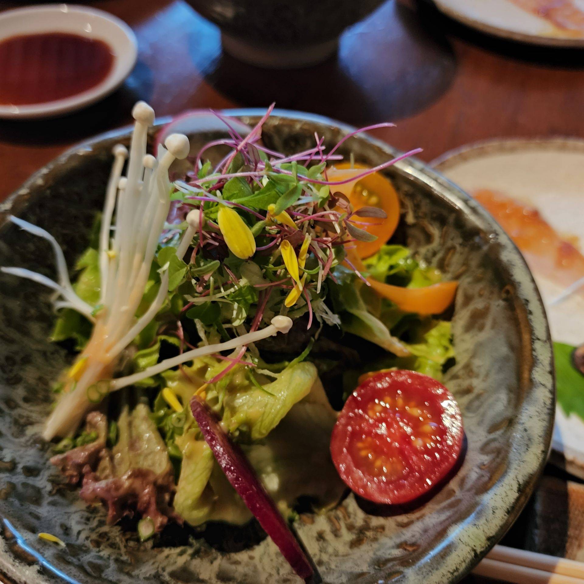 Zuma Salad with barley miso dressing • สดชื่นๆ แต่น้ำจะค่อนข้างเปรี้ยว