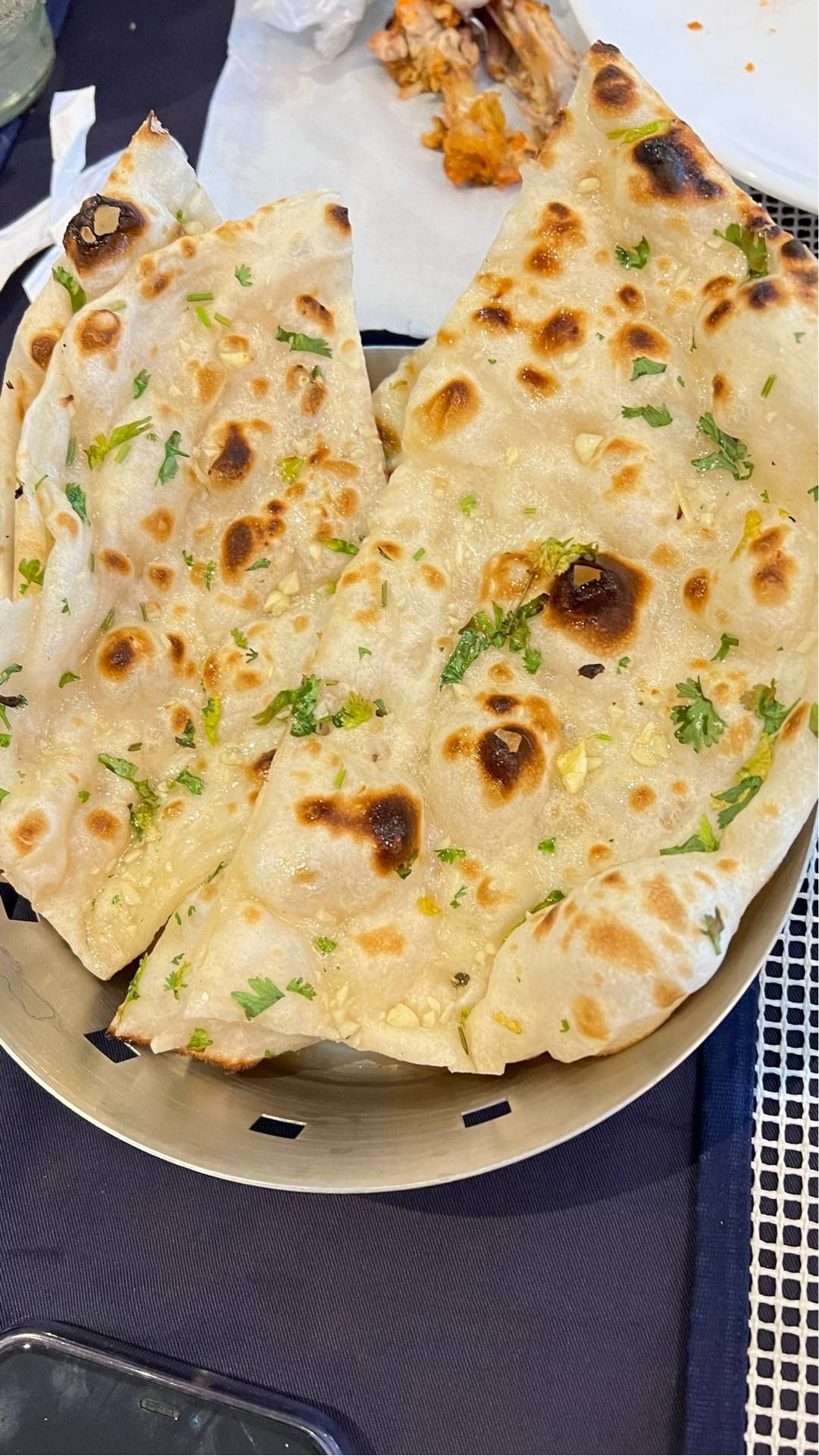 96. Garlic Naan (นานใส่กระเทียม) ร้าน Ayu Indian Cuisine Bar & Grill