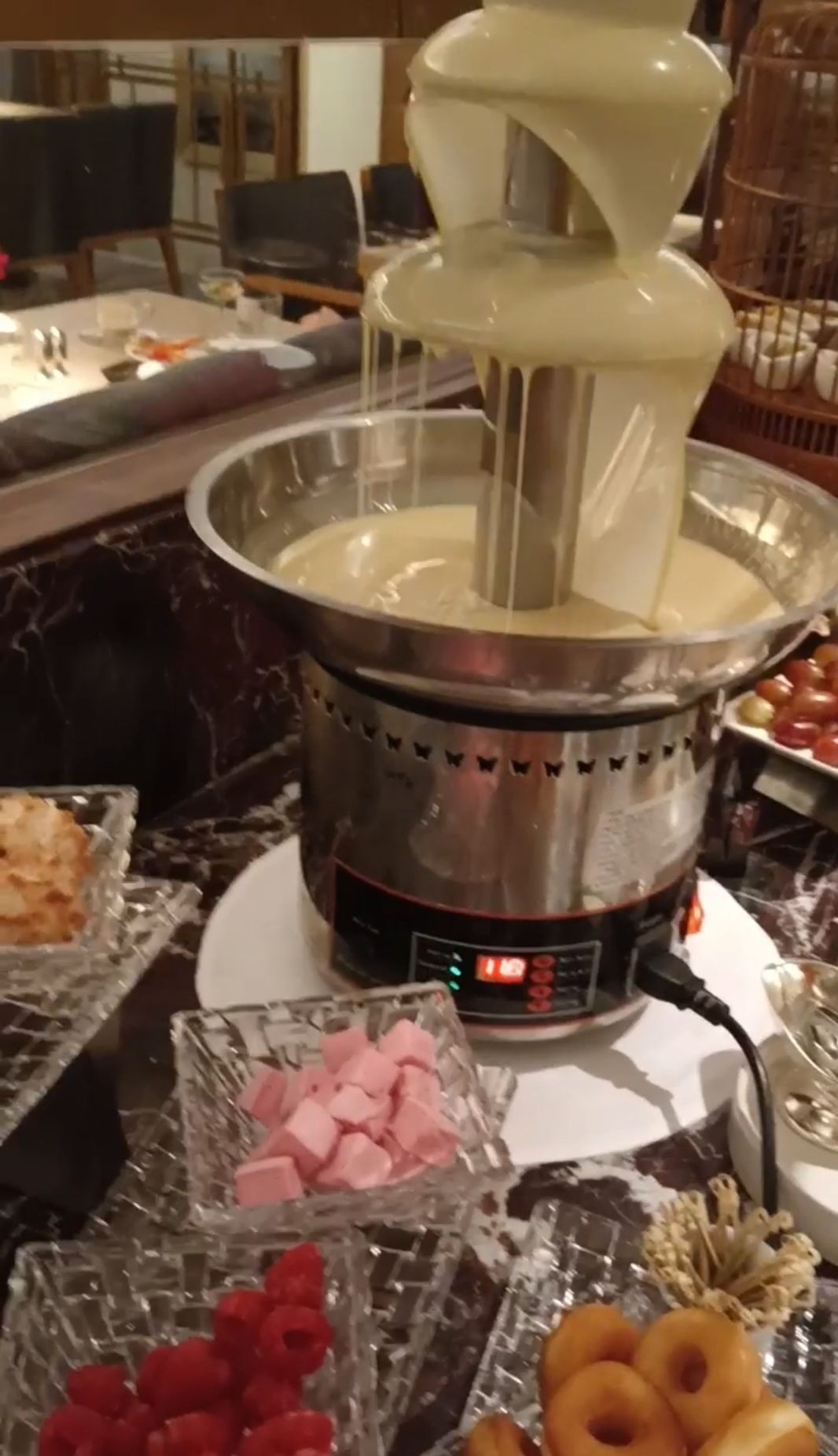 รูป Lord Jim's Restaurant โรงแรมโอเรียนเต็ล Wongnai