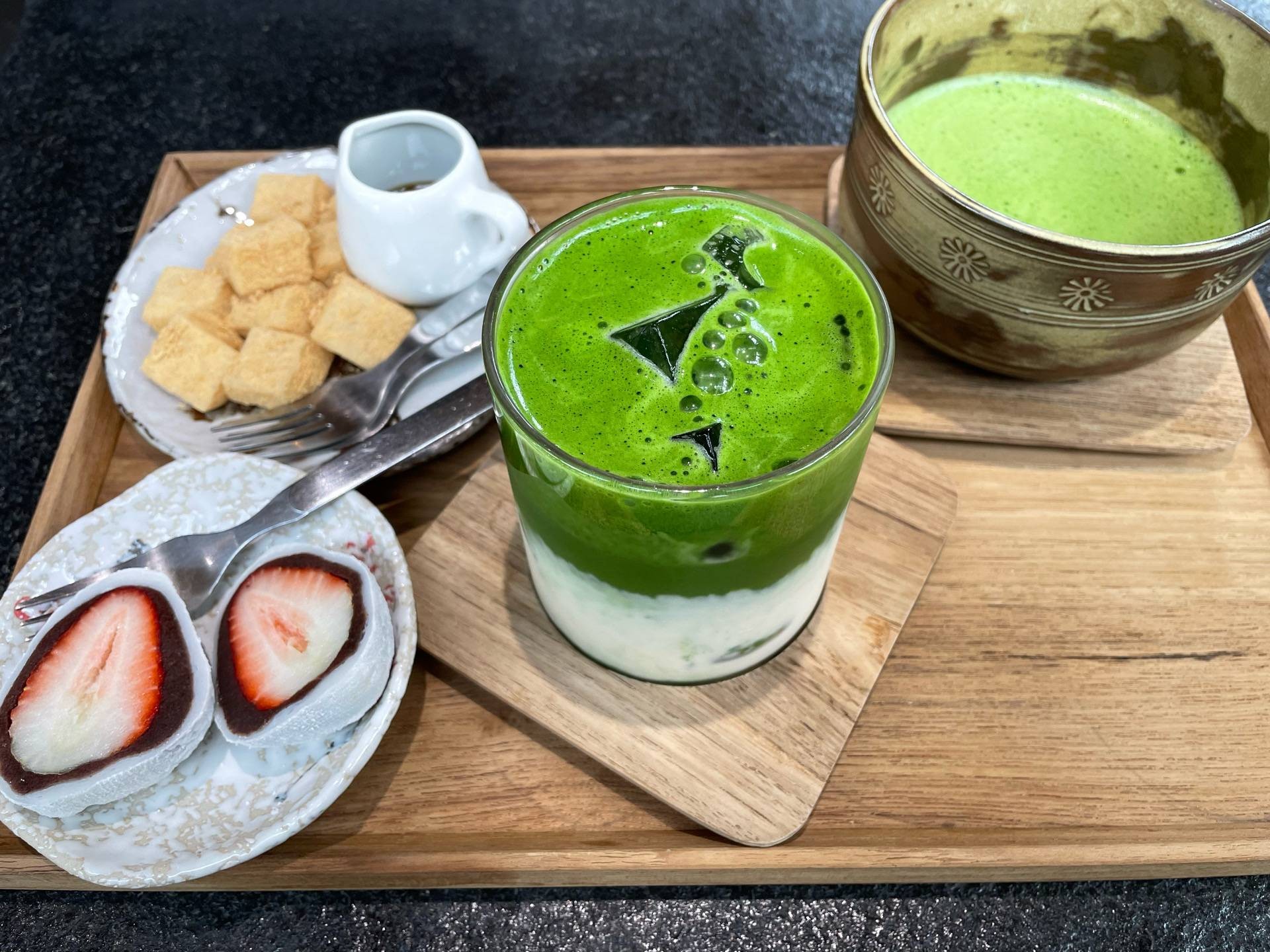 รีวิว Bar Cha - Matcha and Bakery バーチャ - ร้านชาเขียวพรีเมี่ยม มีให้ ...