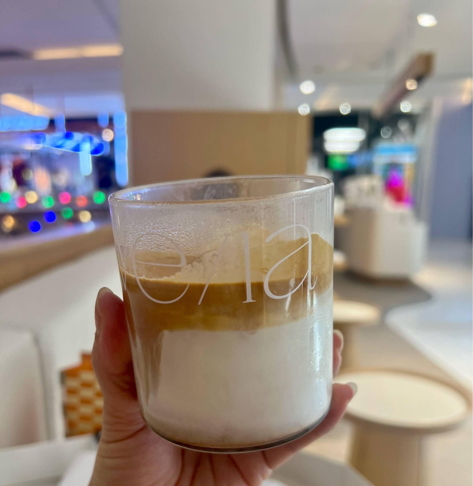 รีวิว Vela Emporium (2nd floor) พักขาจิบกาแฟ ร้านใหม่ในเอ็มโพเรียม