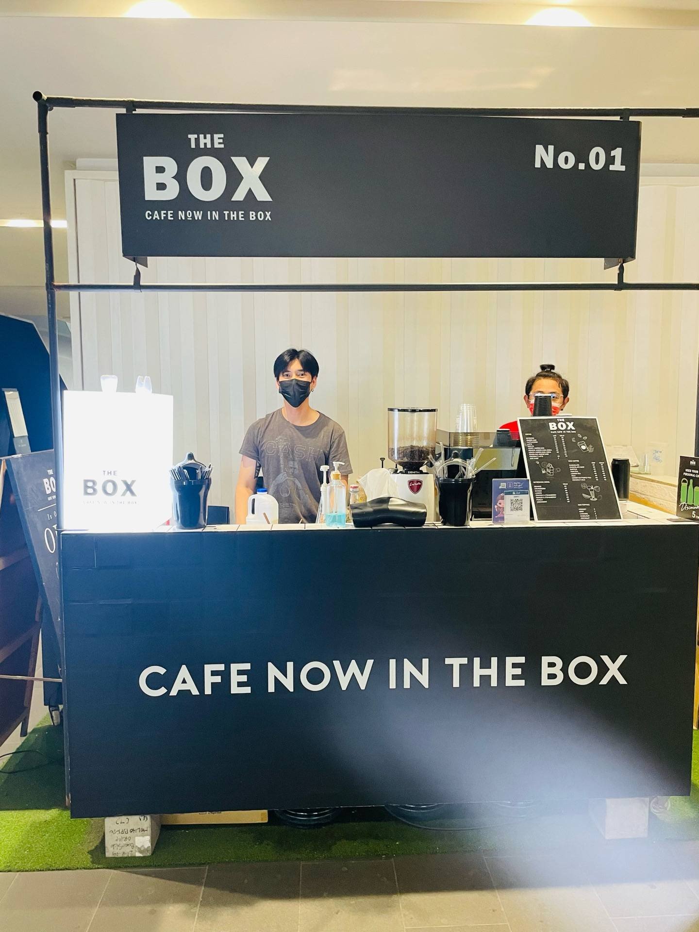 ร้าน THE BOX cafe' now in the box seac FYI center รีวิวร้านอาหาร