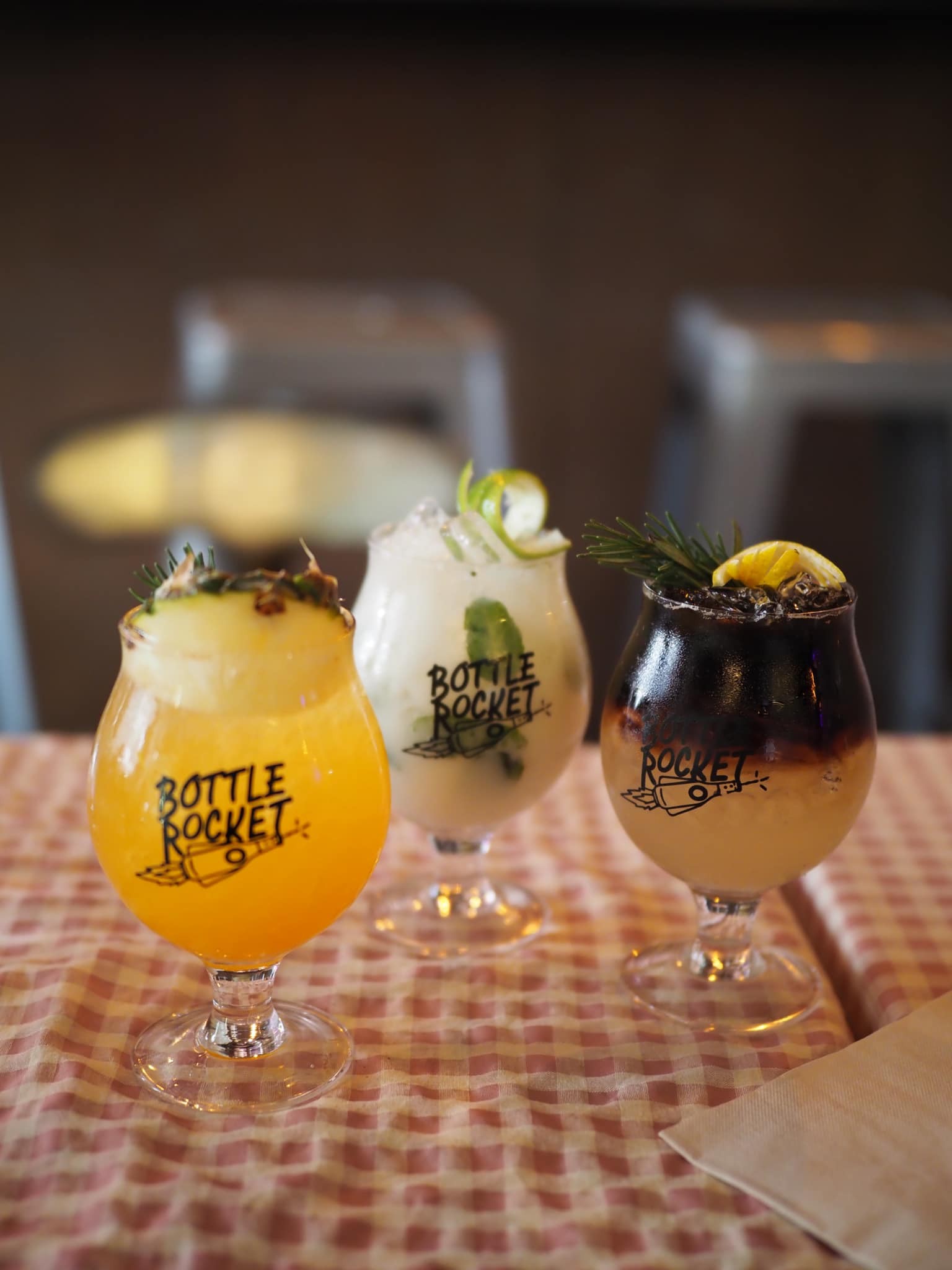 รูป Bottle rocket craft beer bar สนามเป้า